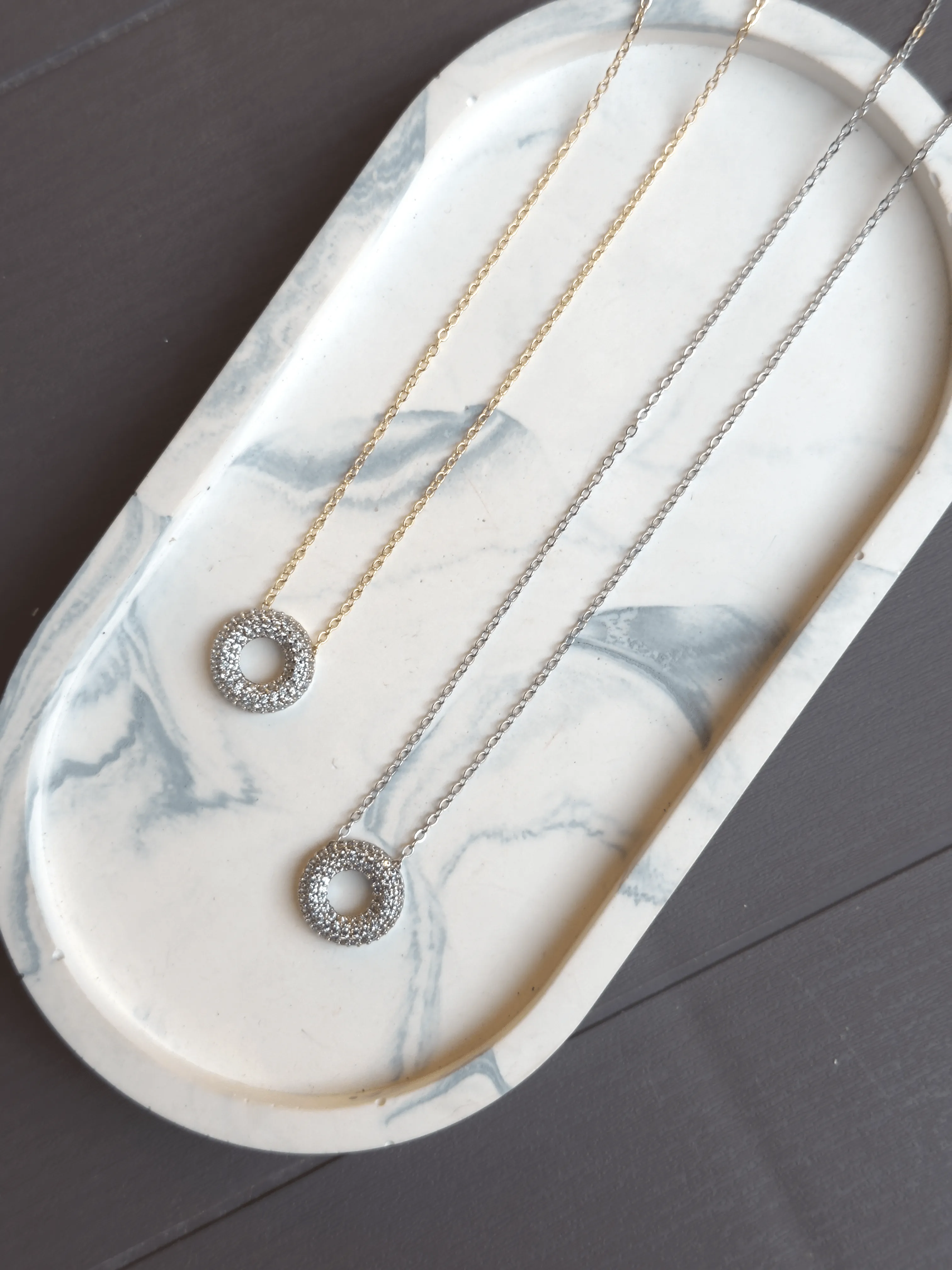 Yuvarlak Zirkon Kolye