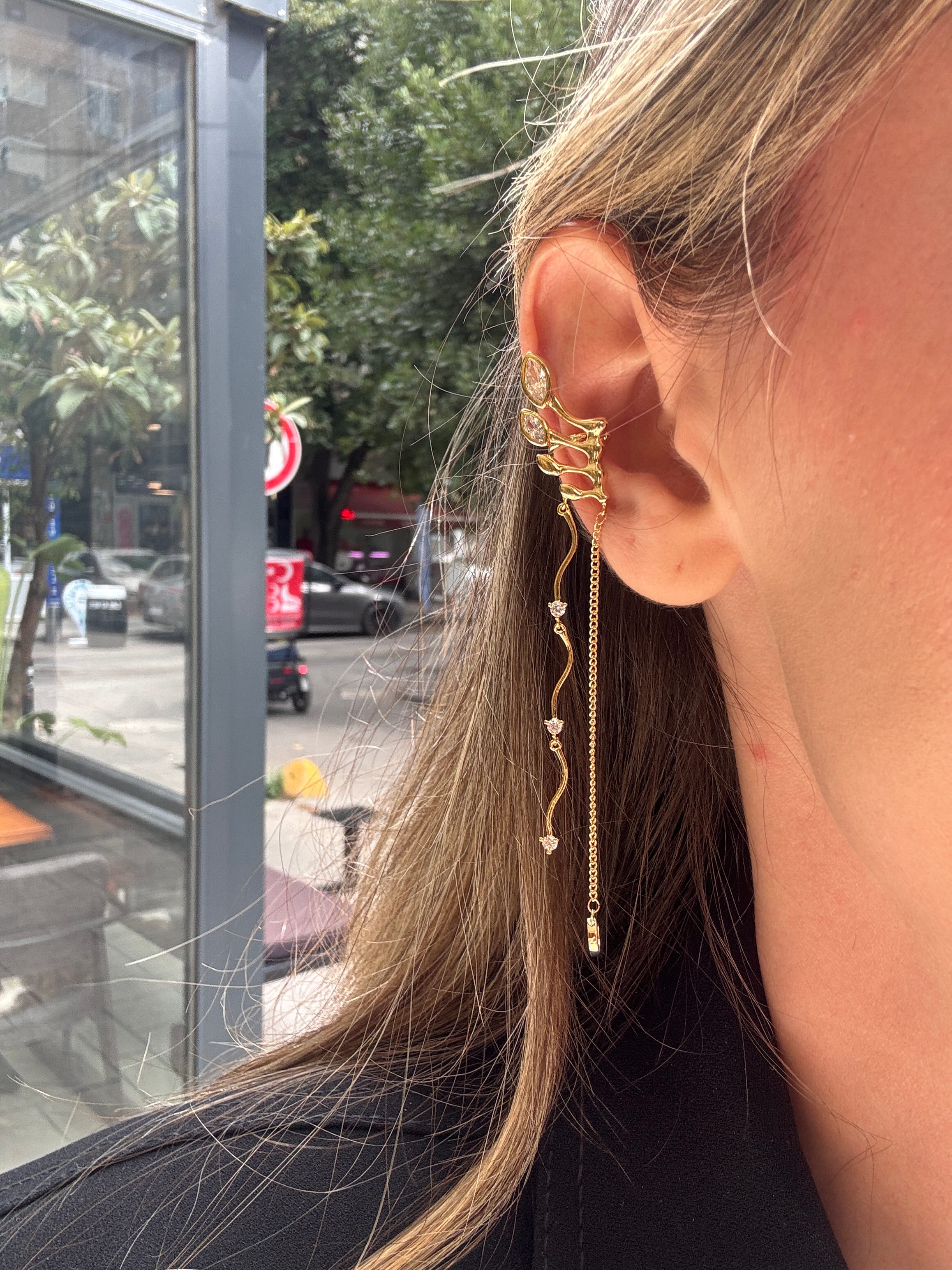 Sallantılı Kanat Earcuff