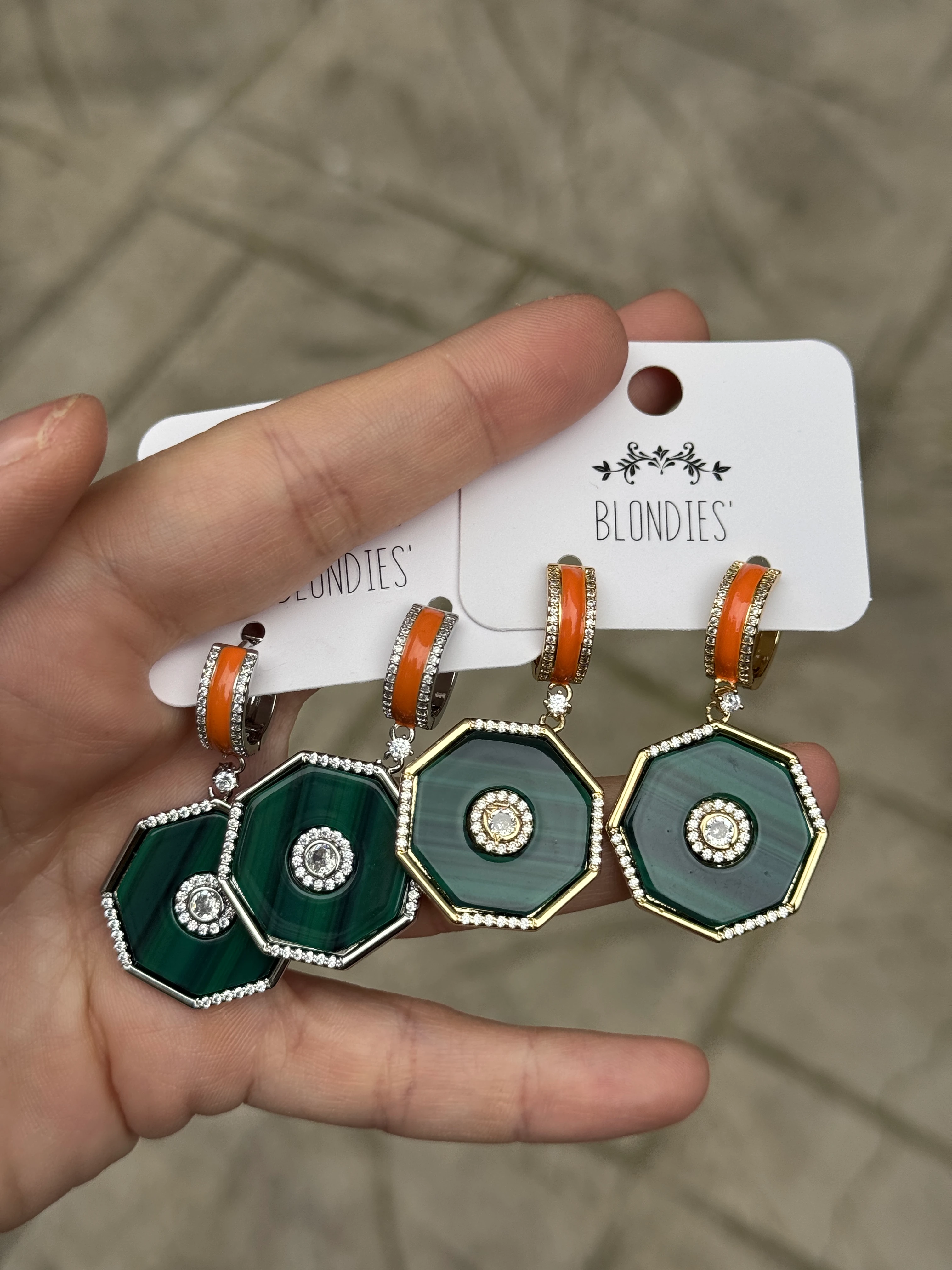 Yeşil Yuvarlak Küpe