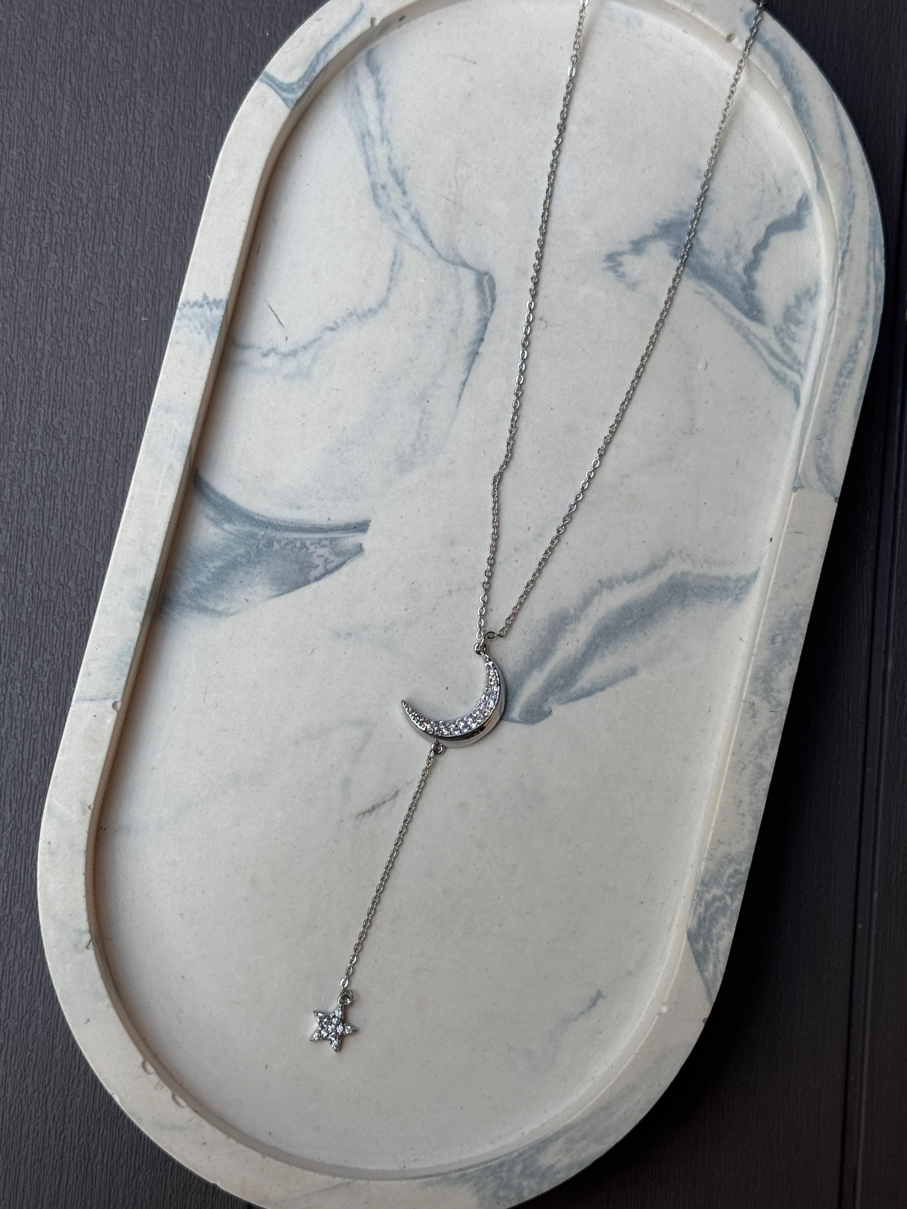 Sallantılı Ay Kolye