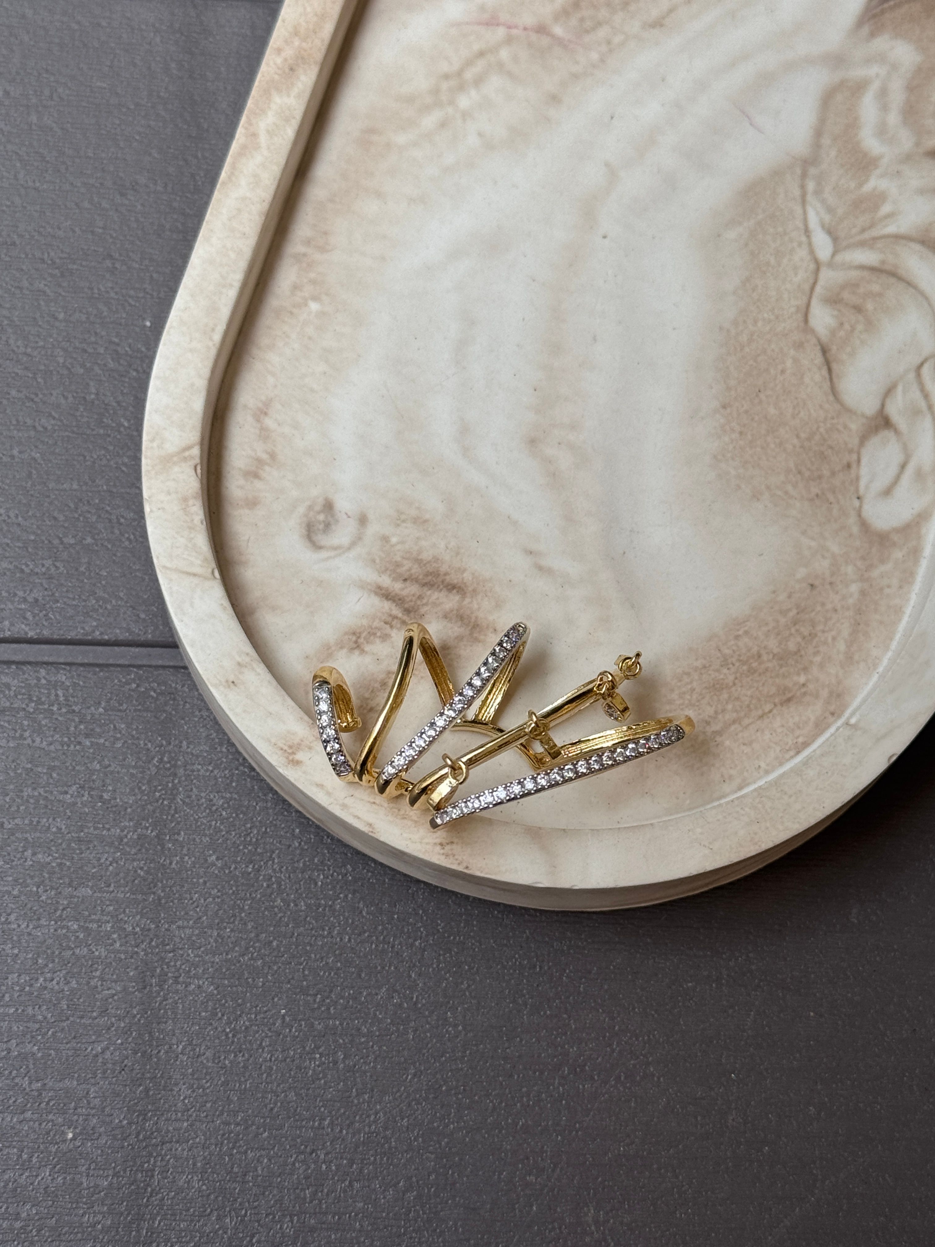 Sallantılı Earcuff