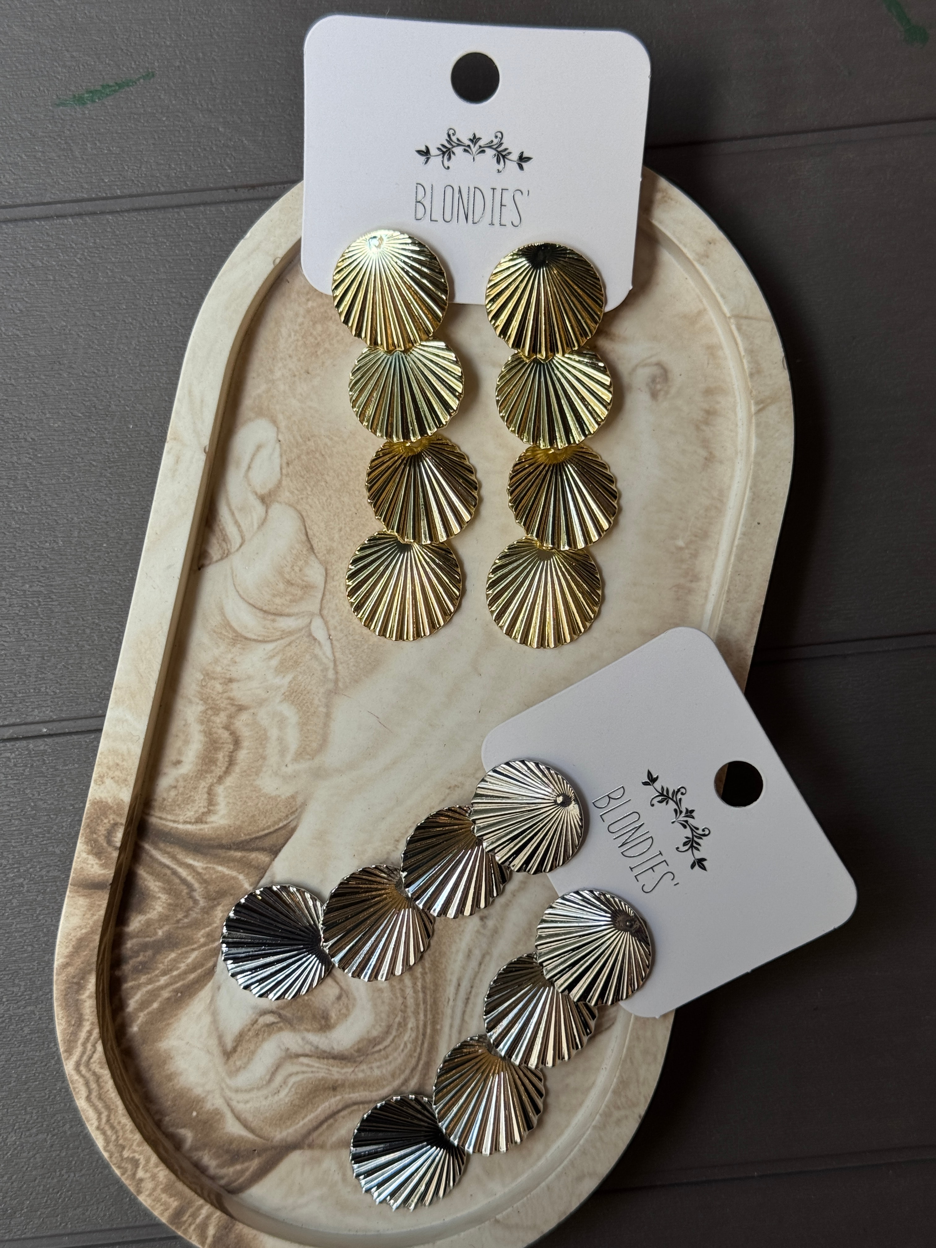 Dokulu Küpe