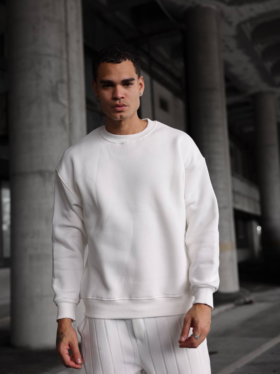 Erkek Oversize  Sweatshirt – Günlük ve Spor Stil - Beyaz