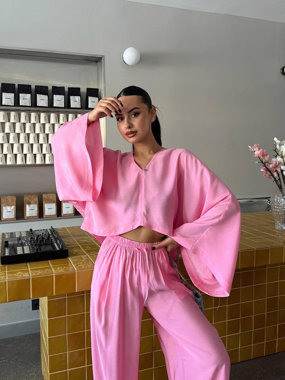  Oversize Crop Bluz ve Geniş Paça Pantolon Takım – Kadın İkili Takım - pembe