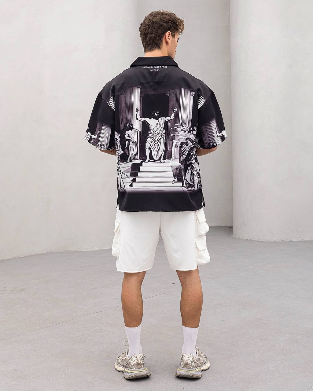 Erkek Oversize Kısa Kollu Desenli Gömlek – Antik Yunan Temalı Print