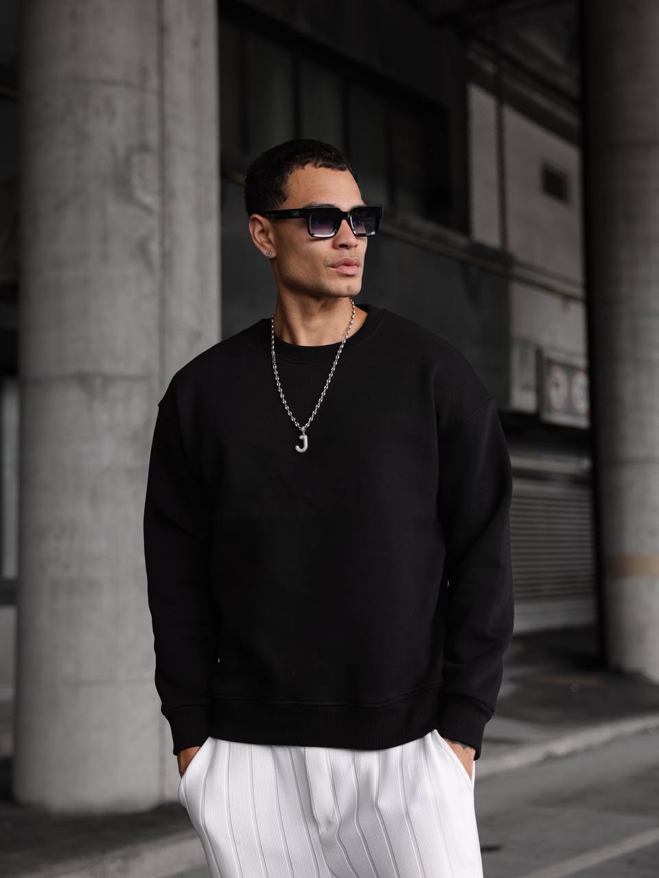 Erkek Oversize  Sweatshirt – Günlük ve Spor Stil - Siyah