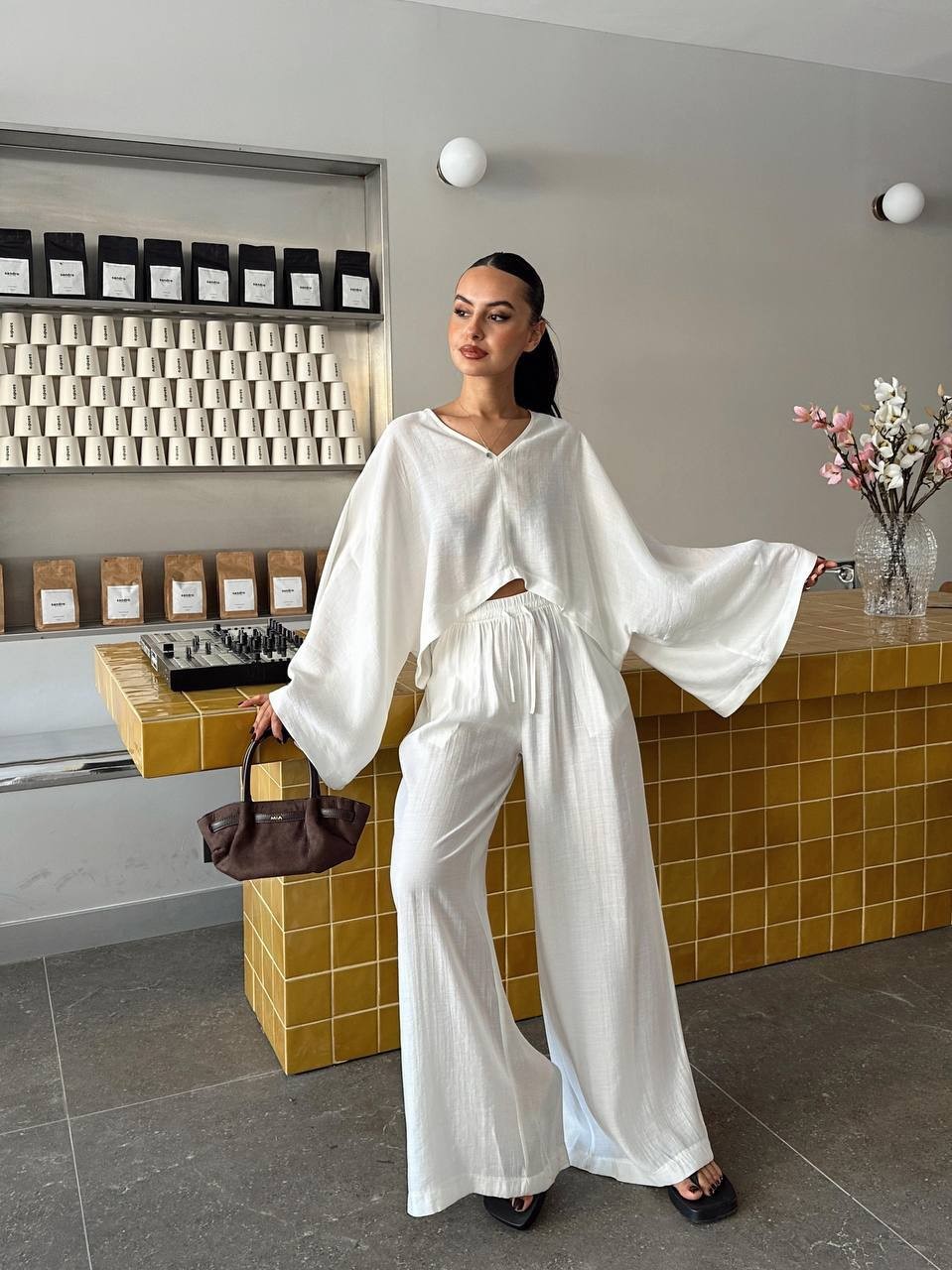  Oversize Crop Bluz ve Geniş Paça Pantolon Takım – Kadın İkili Takım