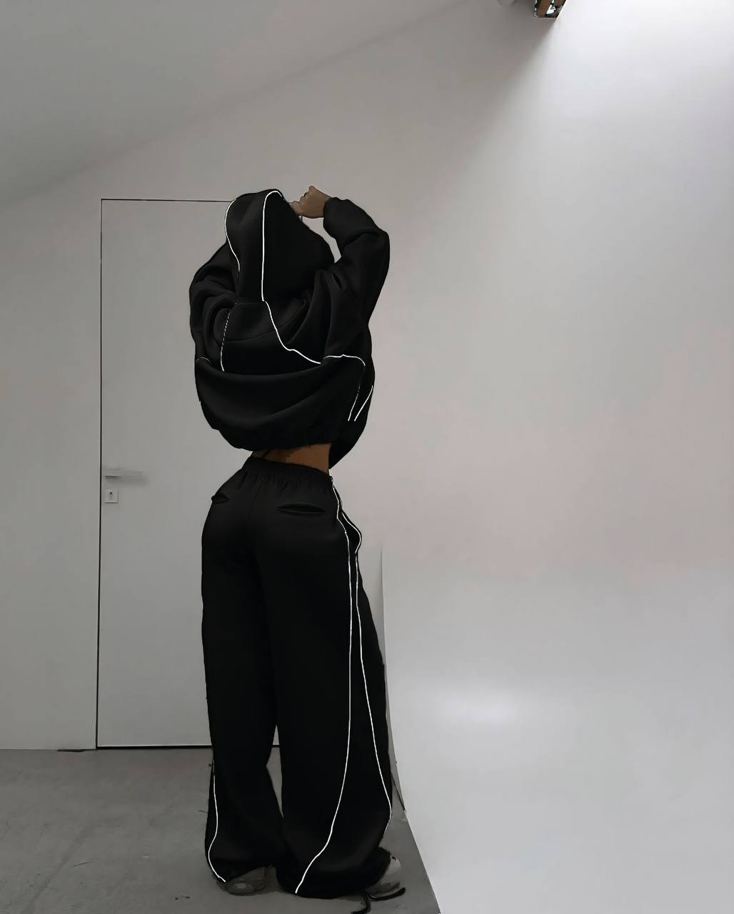 Oversize Spor Takım – Kapüşonlu Fermuarlı Sweat & Geniş Paça Eşofman Kadın