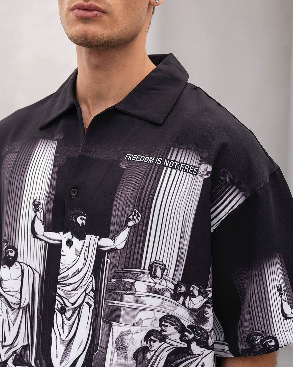 Erkek Oversize Kısa Kollu Desenli Gömlek – Antik Yunan Temalı Print