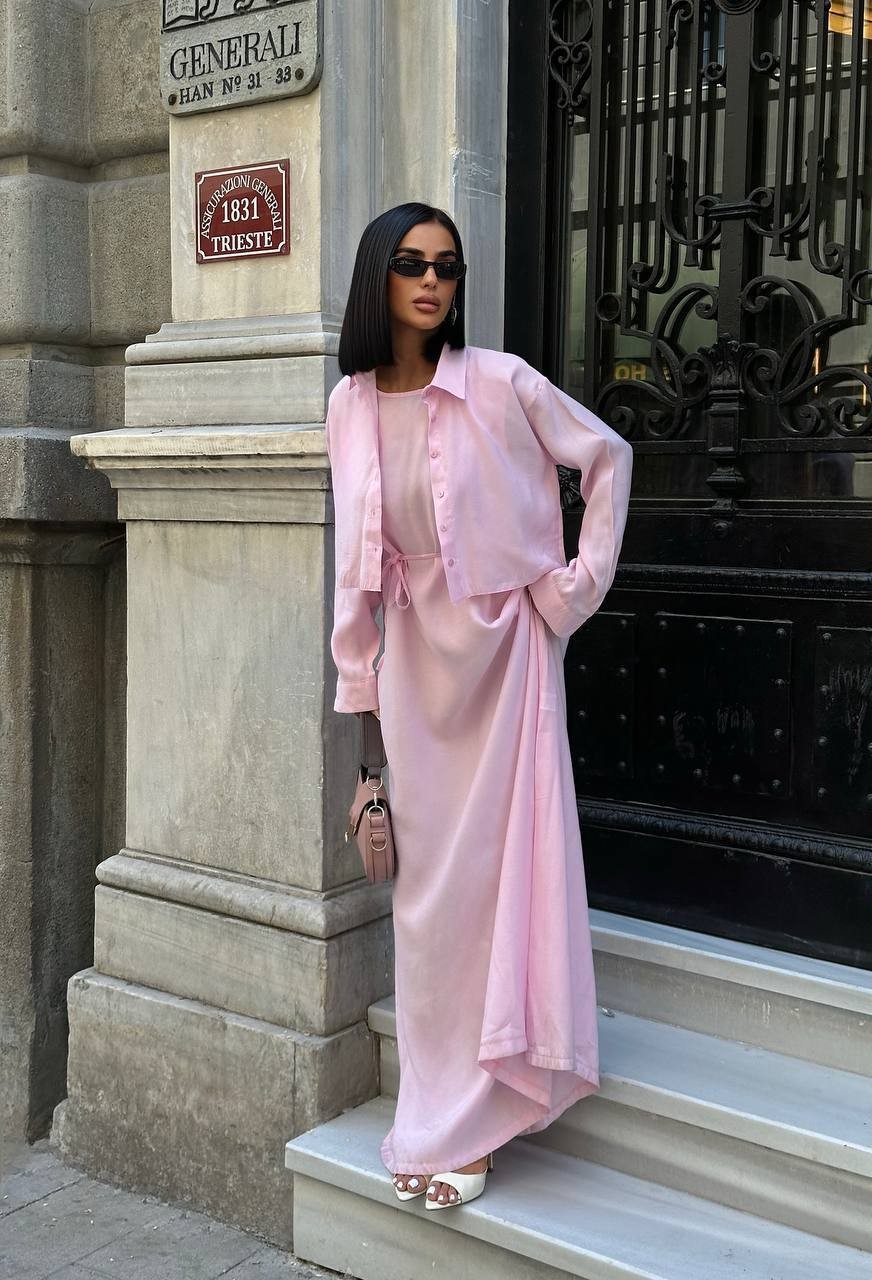 Hodii Model Kapüşonlu Parlak Kumaş İkili Takım – Oversize Gömlek & Bol Paça Pantolon