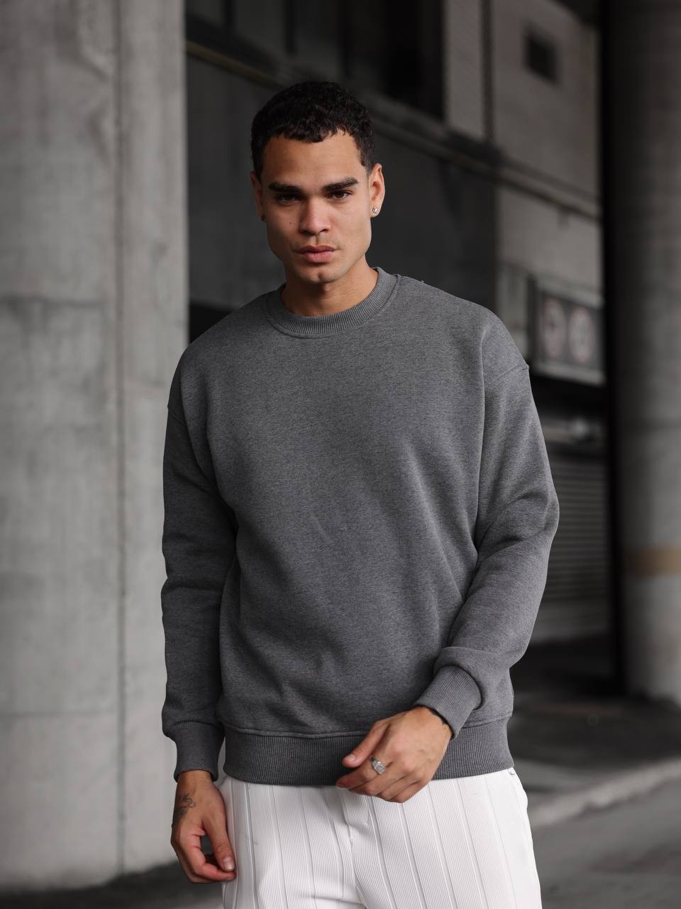Erkek Oversize  Sweatshirt – Günlük ve Spor Stil - Gri