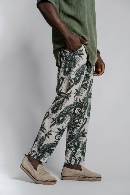 Desenli Yazlık Relaxed Fit Pantolon – Beyaz Zeminli Bohem Stil  Hafif Kumaş Erkek Pantolon