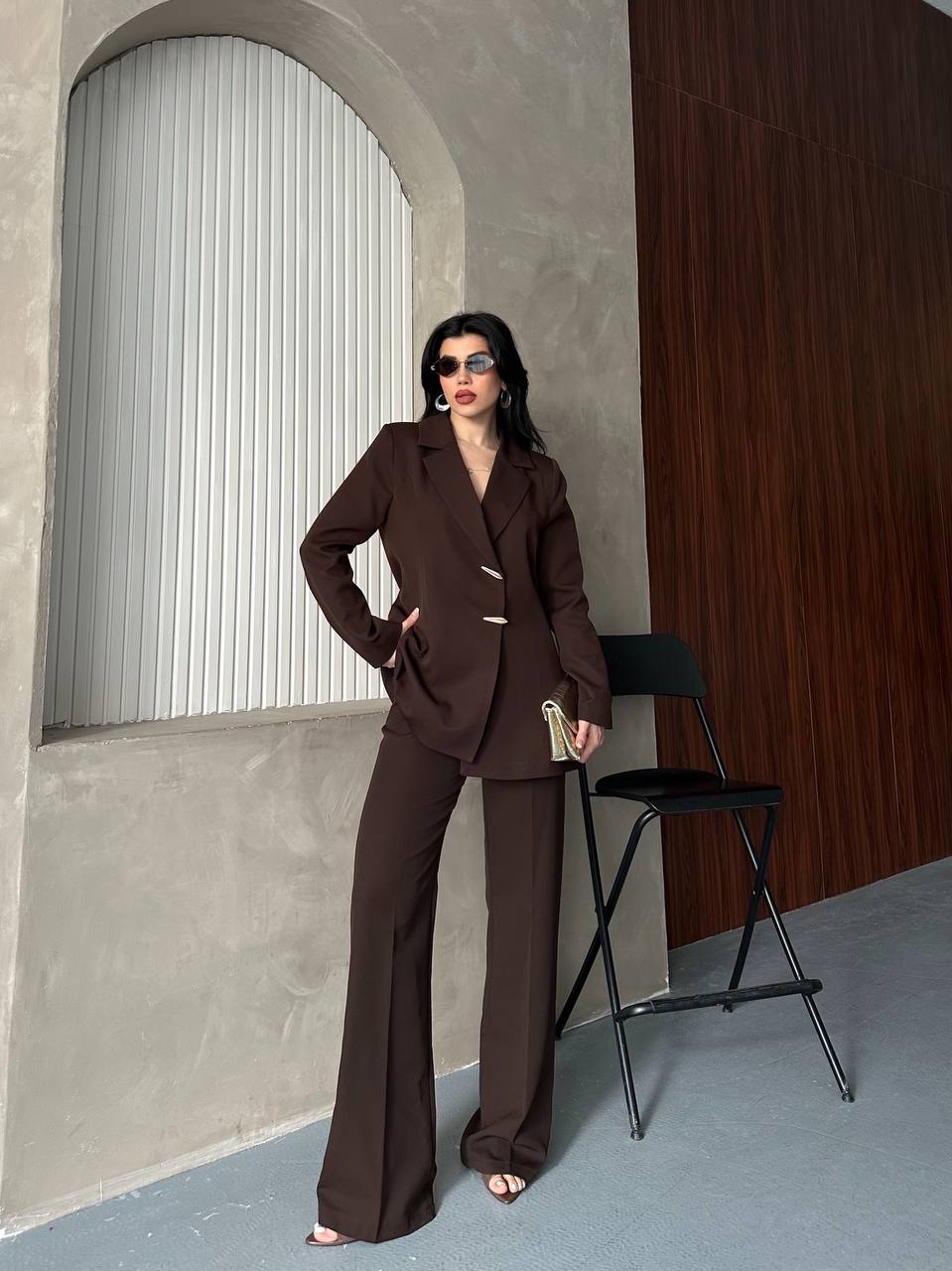 Aksesuar Detaylı Kuşaklı Blazer Takım – Kadın Ceket Pantolon - kahverengi