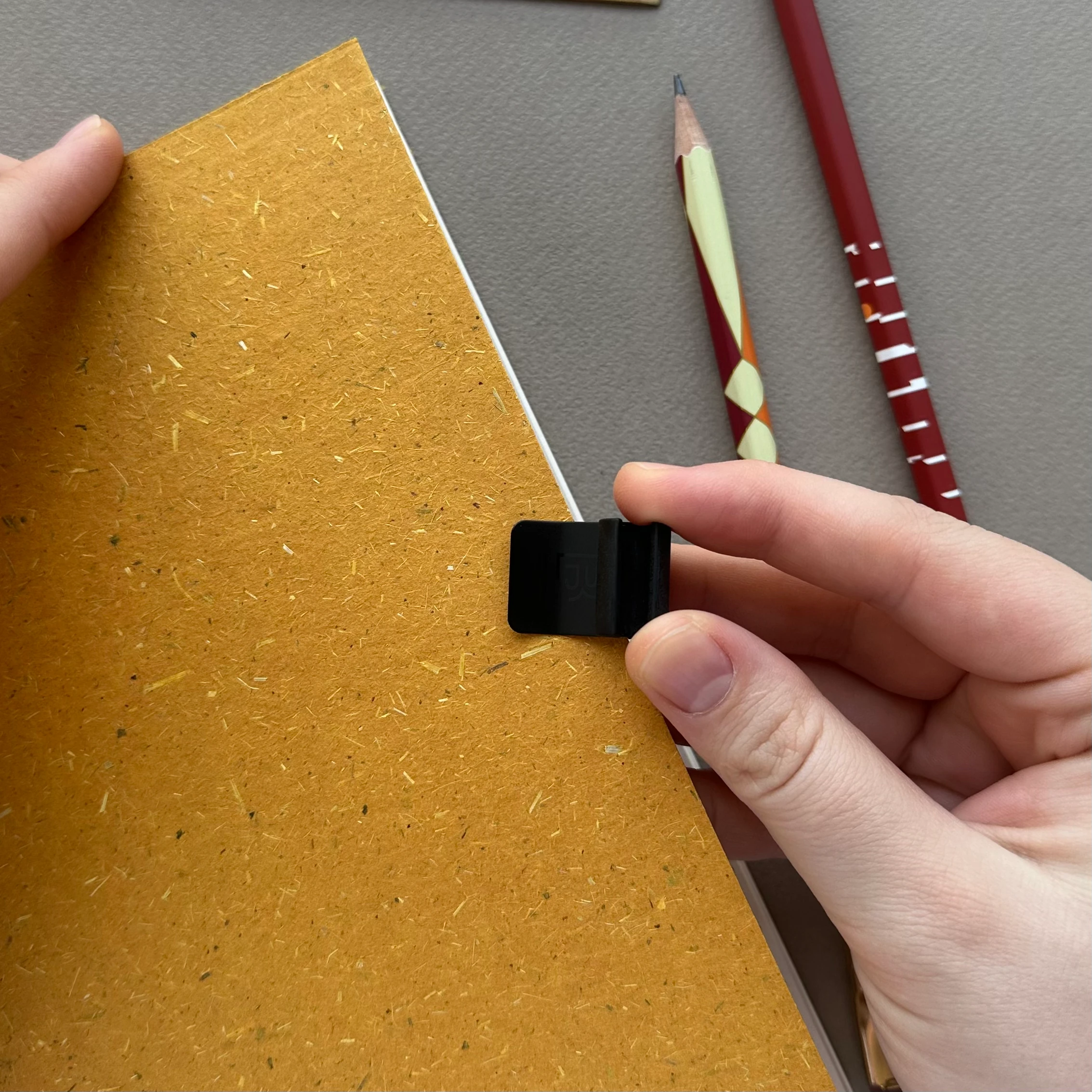 Blackwing Defter - Kalem Klipsi