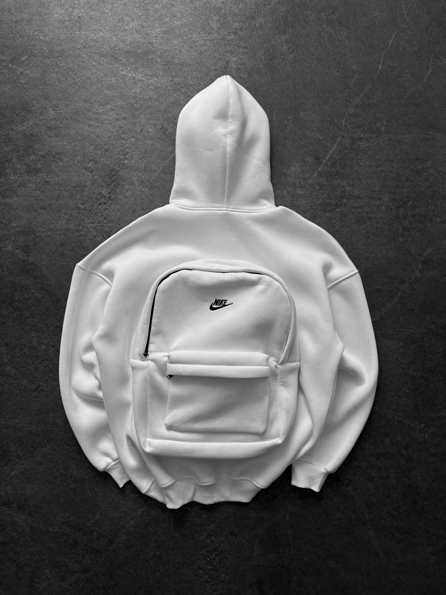 Nike Çantalı Sweat- Beyaz