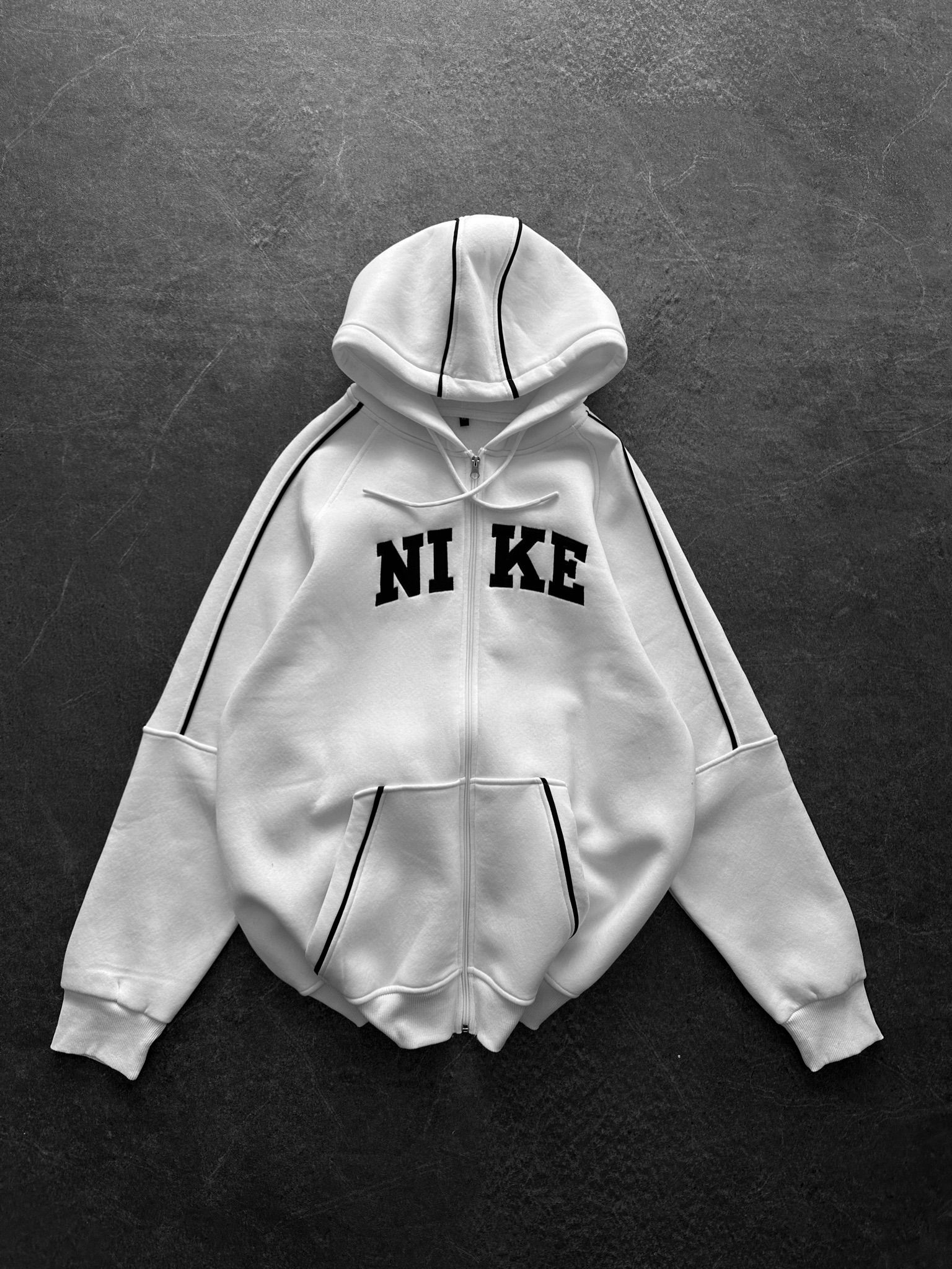 Nıke Yazılı Hırka - Beyaz