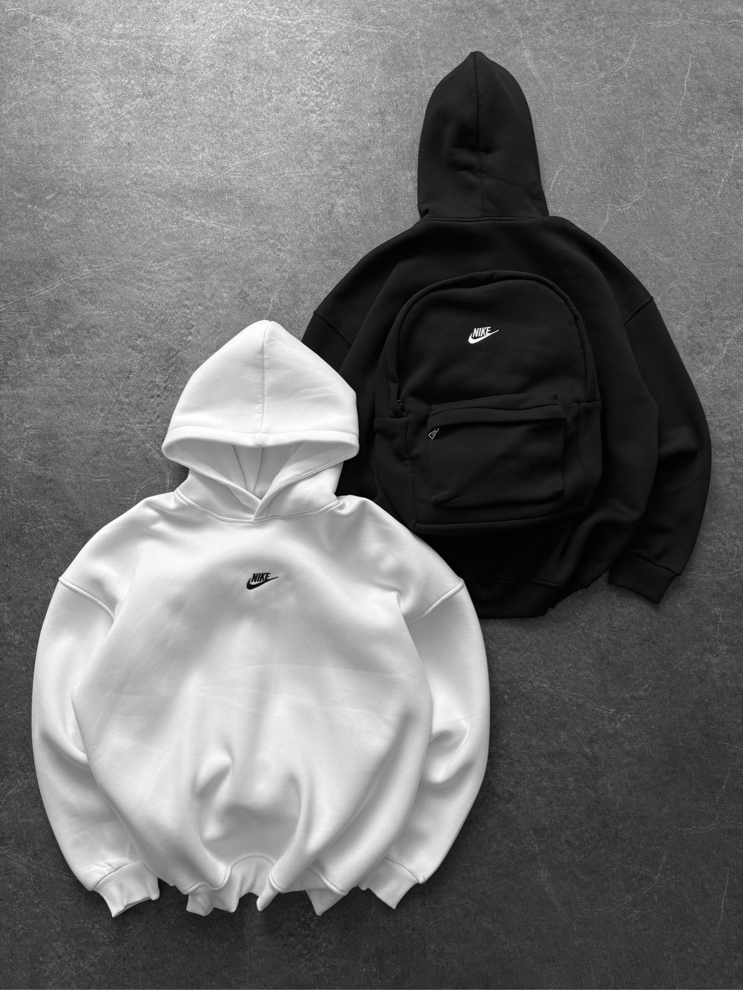 Nike Çantalı Sweat- Siyah