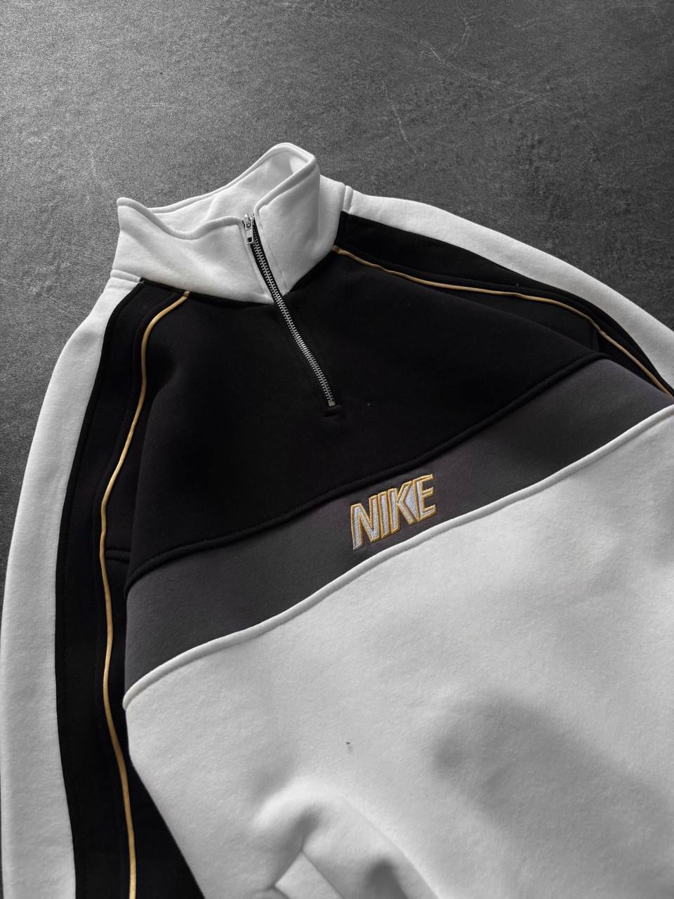NIKE baskılı yarım fermuar sweat - siyah