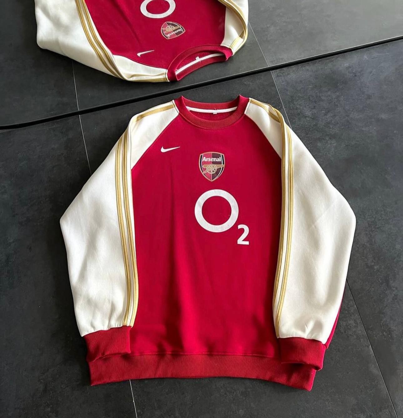 O2 Arsenal Sweat