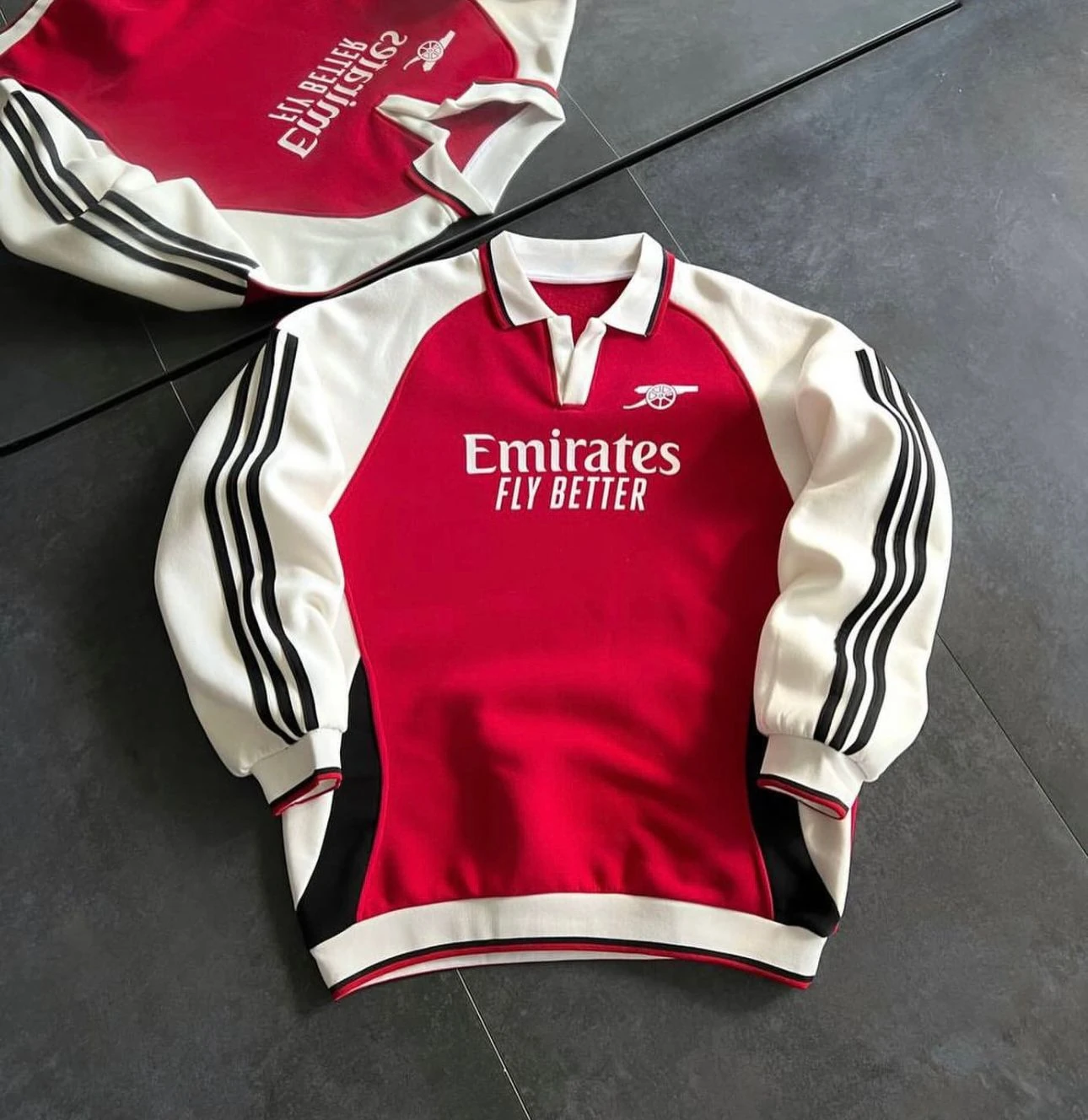 Emirates Polo Yakalı Sweatshirt 