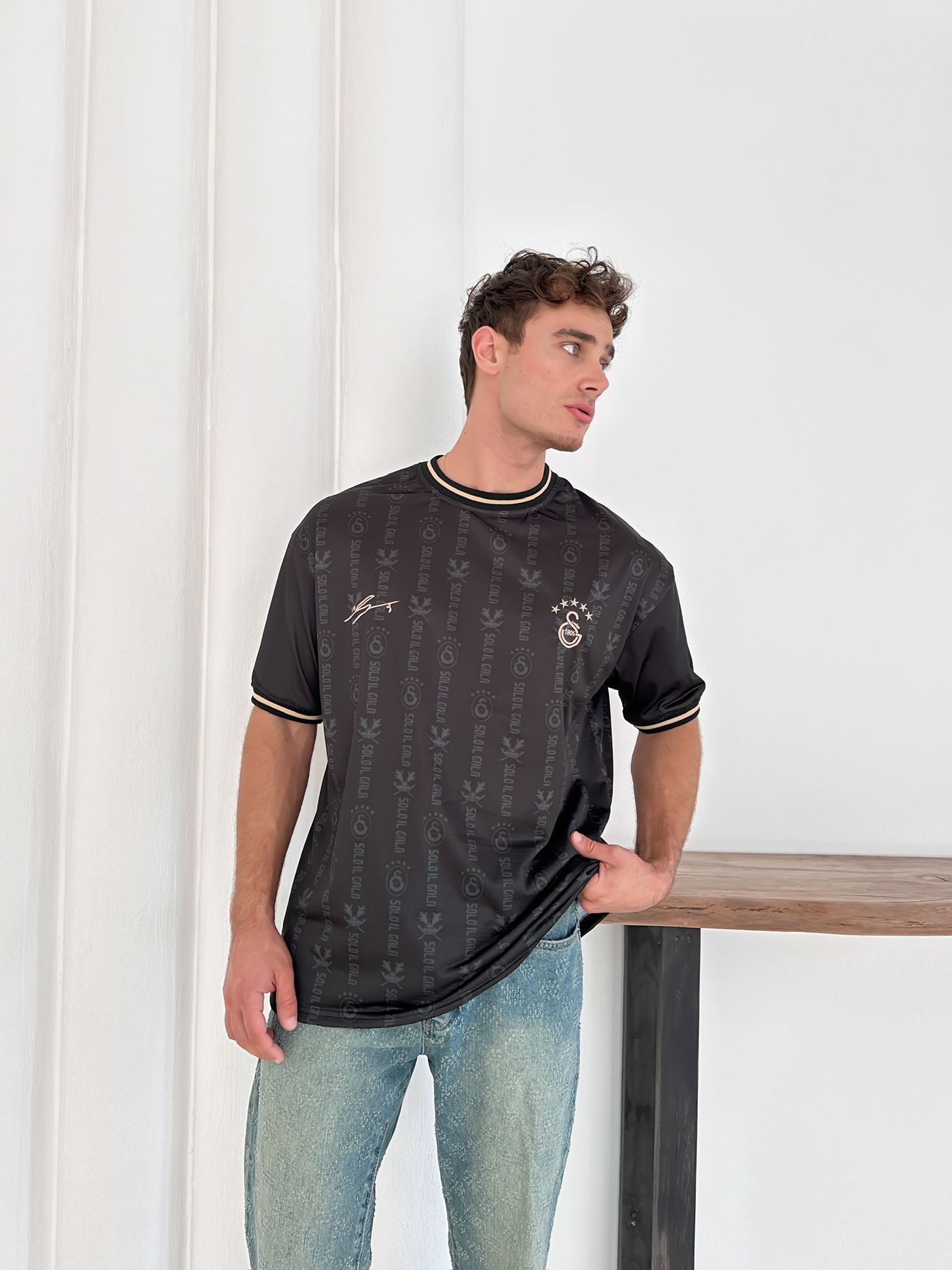 OSIMHEN Forma T-Shirt