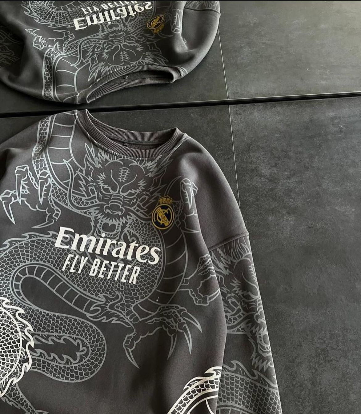 Emirates Ejderha Baskı Sweatshirt