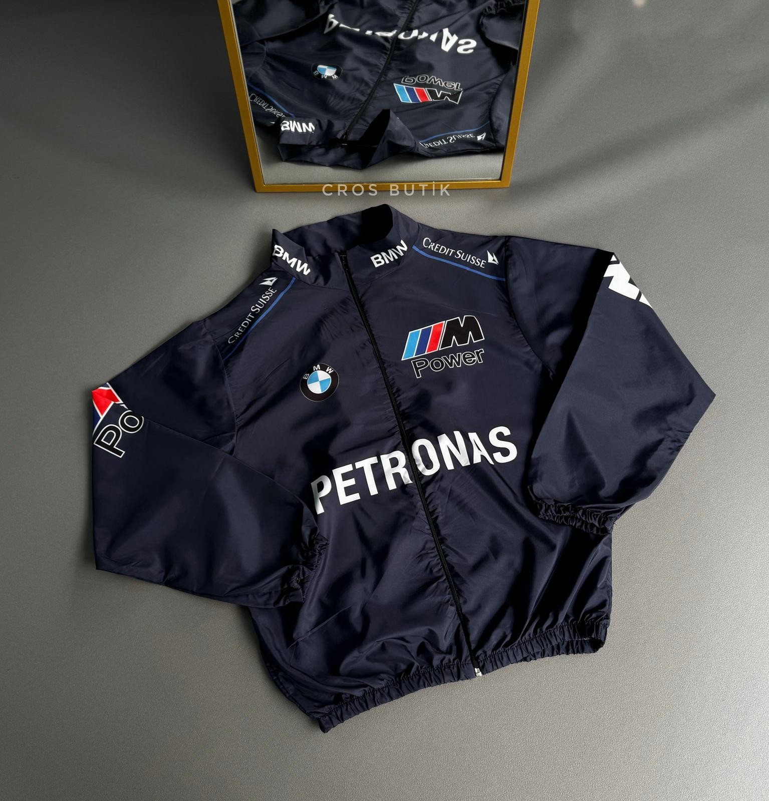 Petronas Mevsimlik Ceket