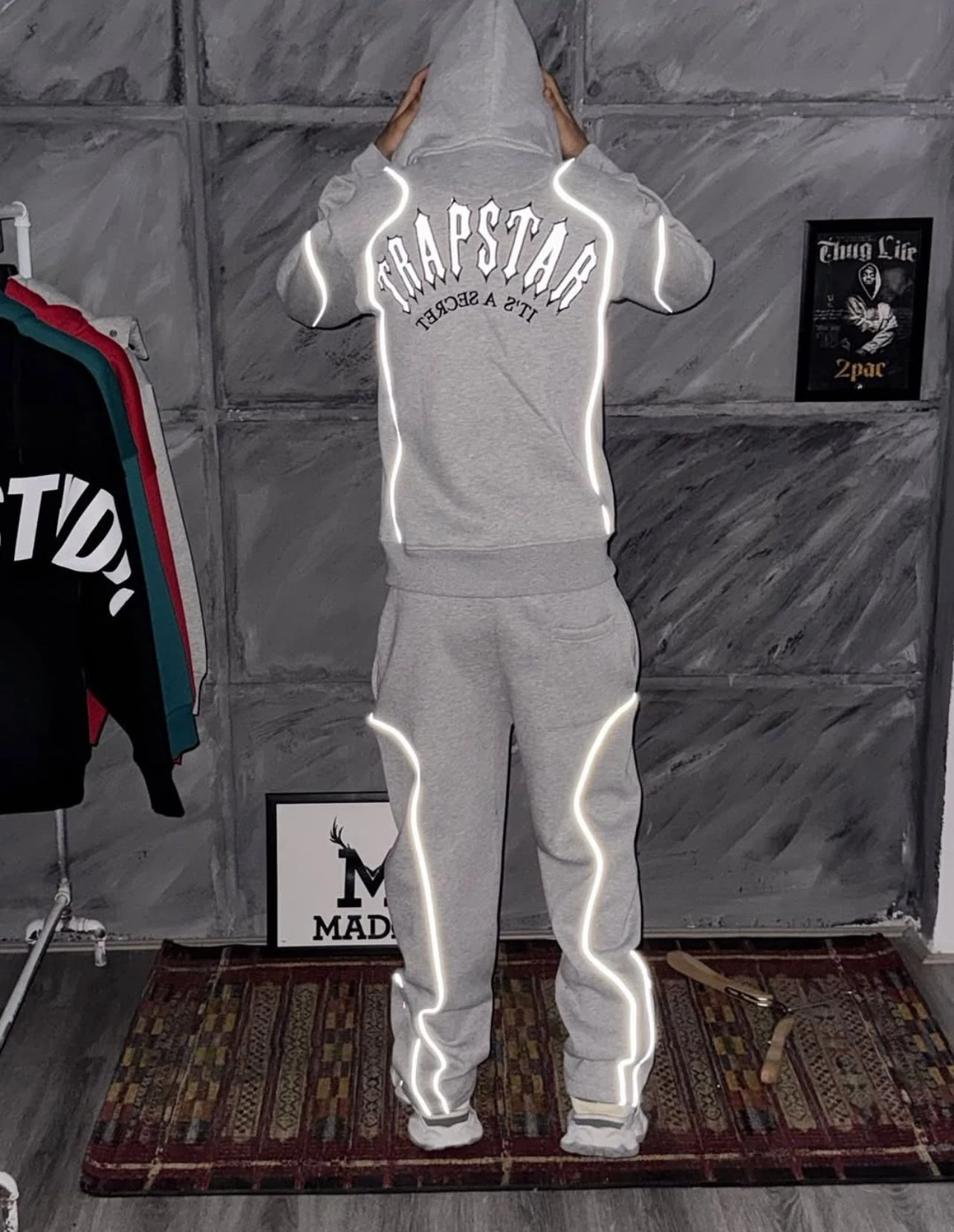 Gri Biyeli Trapstar Eşofman Takımı