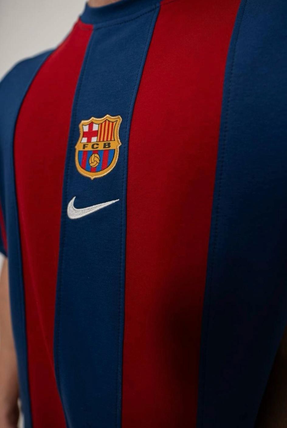 Barcelona Nakış Logo T-Shirt