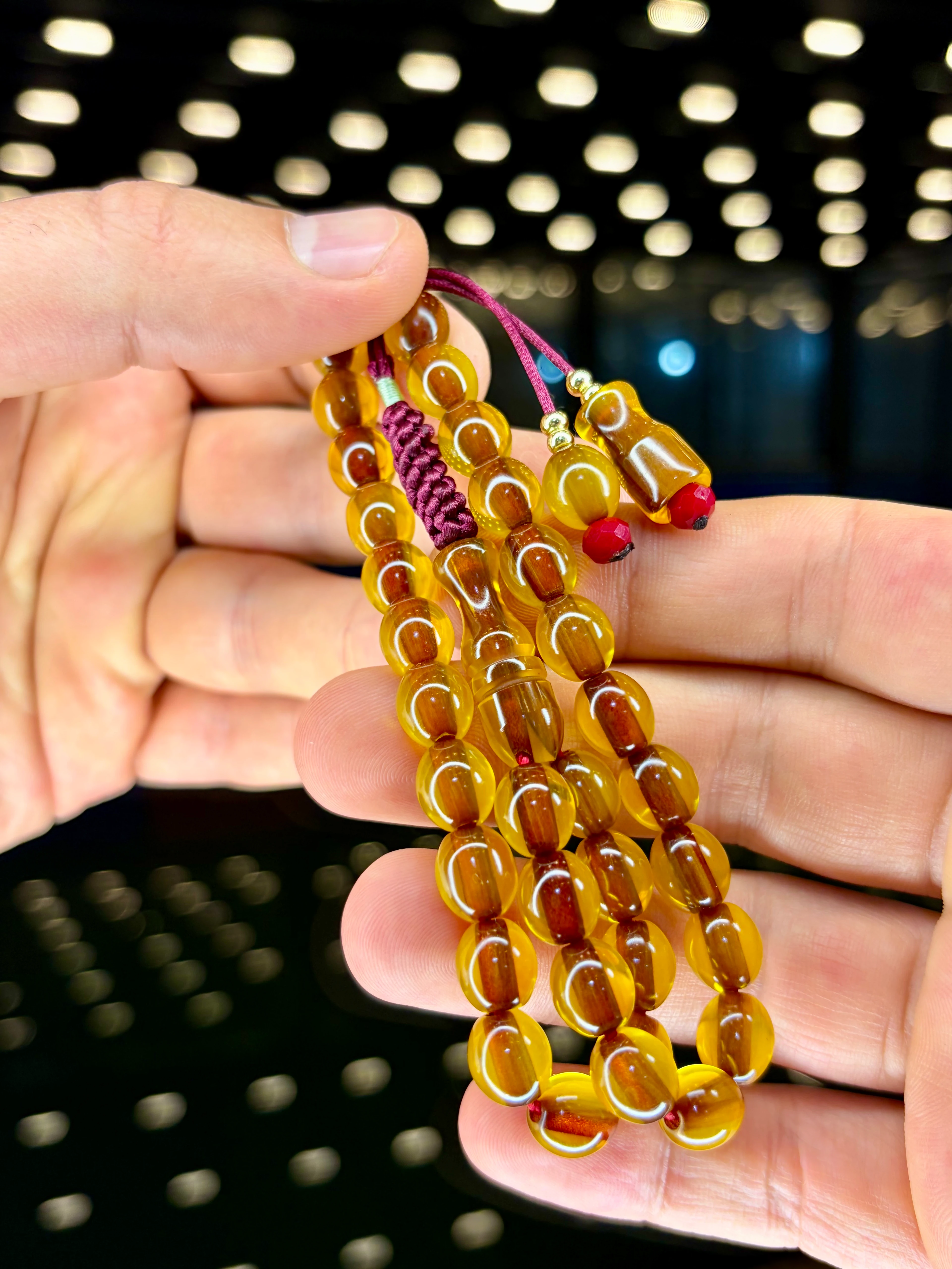 EL İŞÇİLİĞİ ÖRGÜLÜ KÜRE KESİM SIKMA KEHRİBAR TESBİH