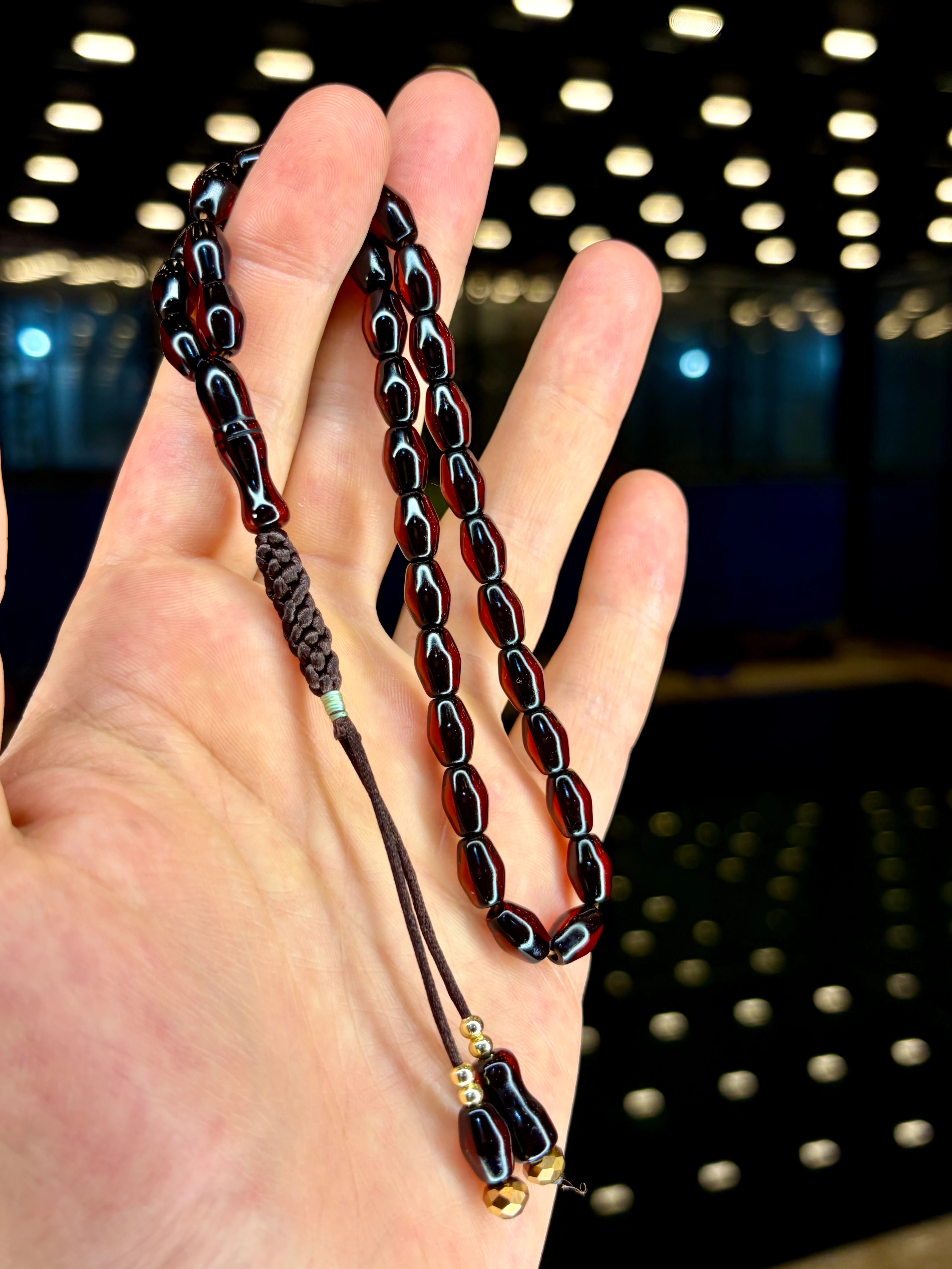 EL İŞÇİLİĞİ ÖRGÜLÜ KAPSÜL KESİM SIKMA KEHRİBAR TESBİH