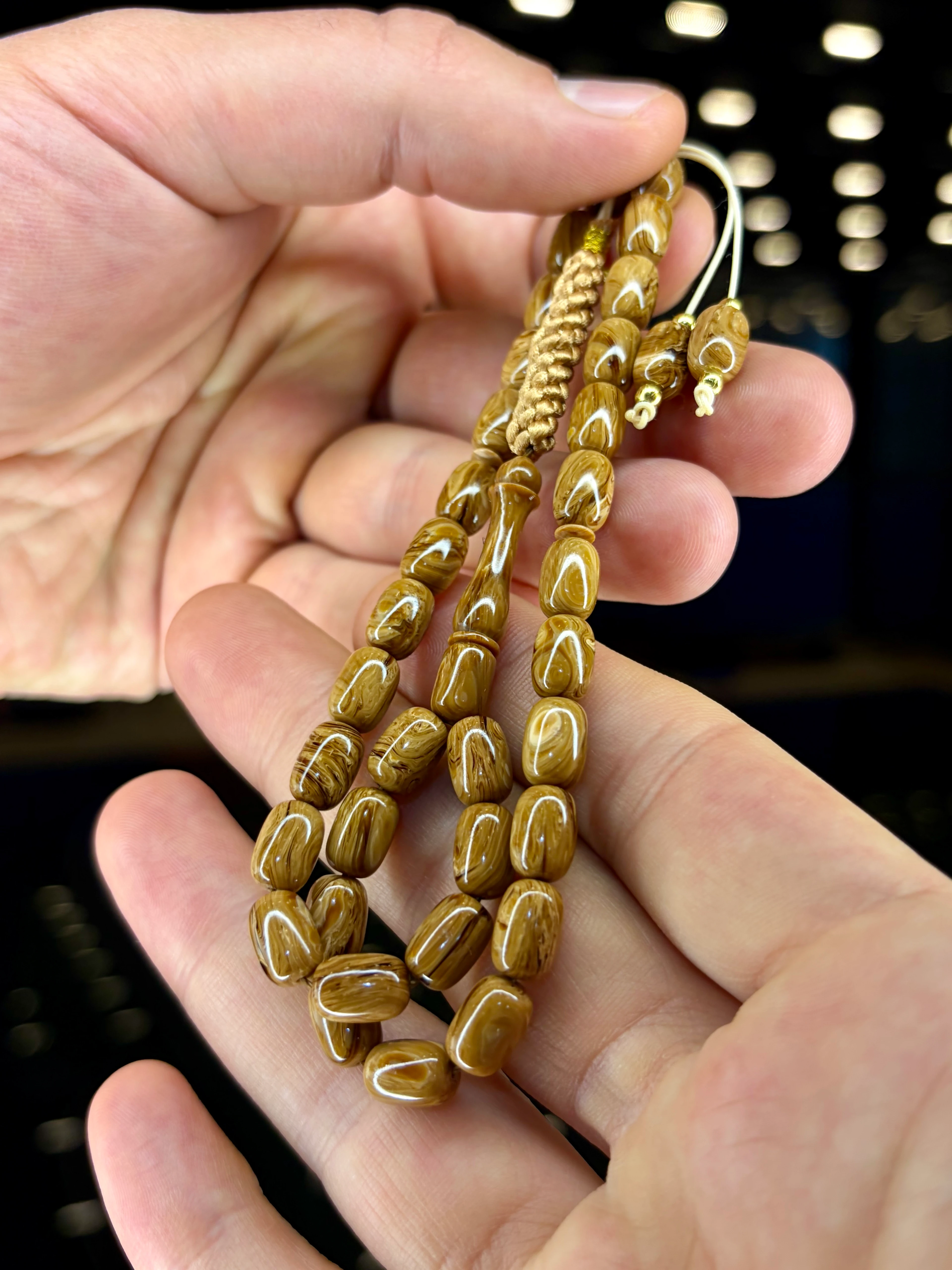 EL İŞÇİLİĞİ ÖRGÜLÜ KAPSÜL KESİM SIKMA KEHRİBAR TESBİH 