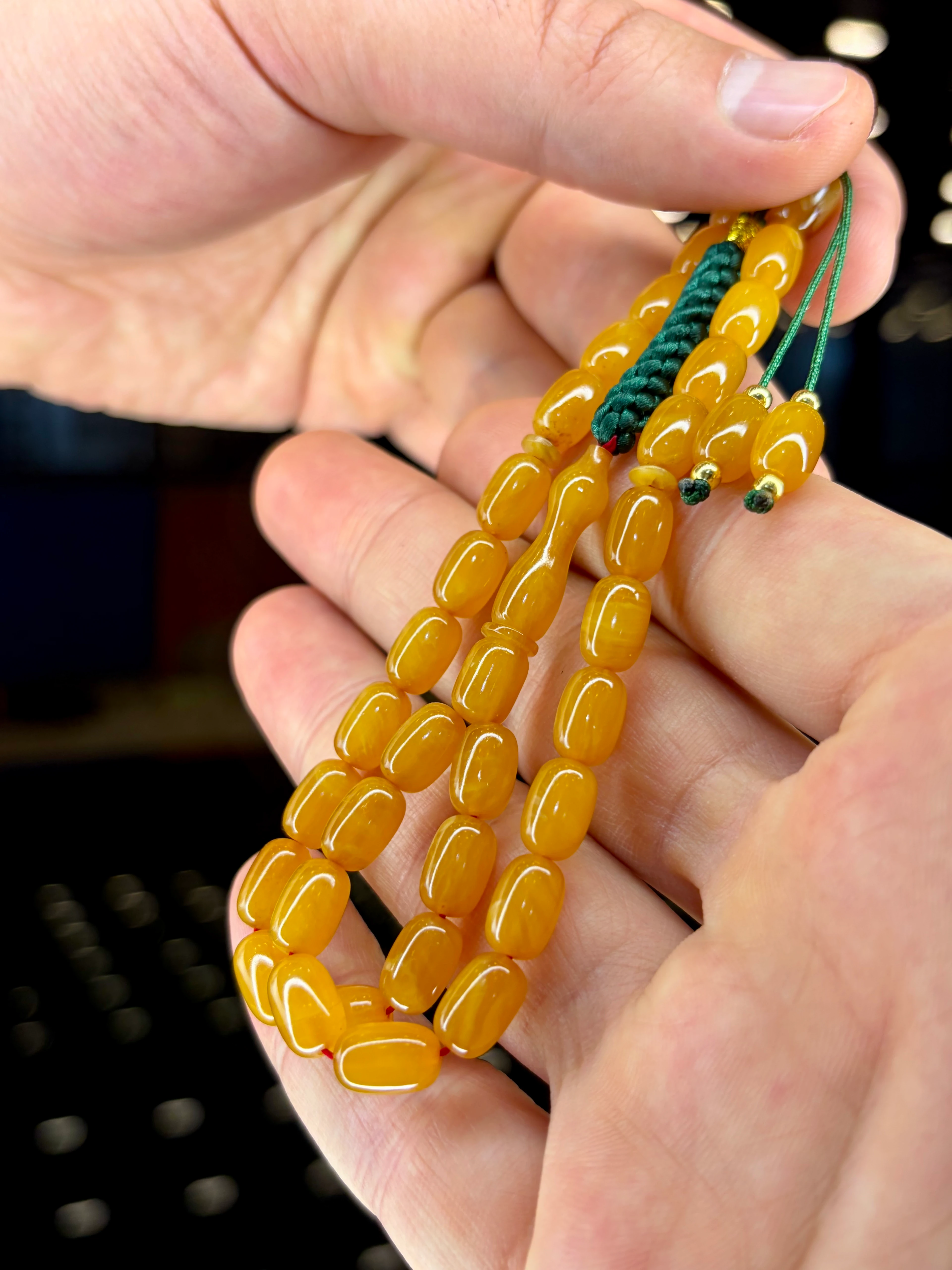 EL İŞÇİLİĞİ ÖRGÜLÜ KAPSÜL KESİM SIKMA KEHRİBAR TESBİH