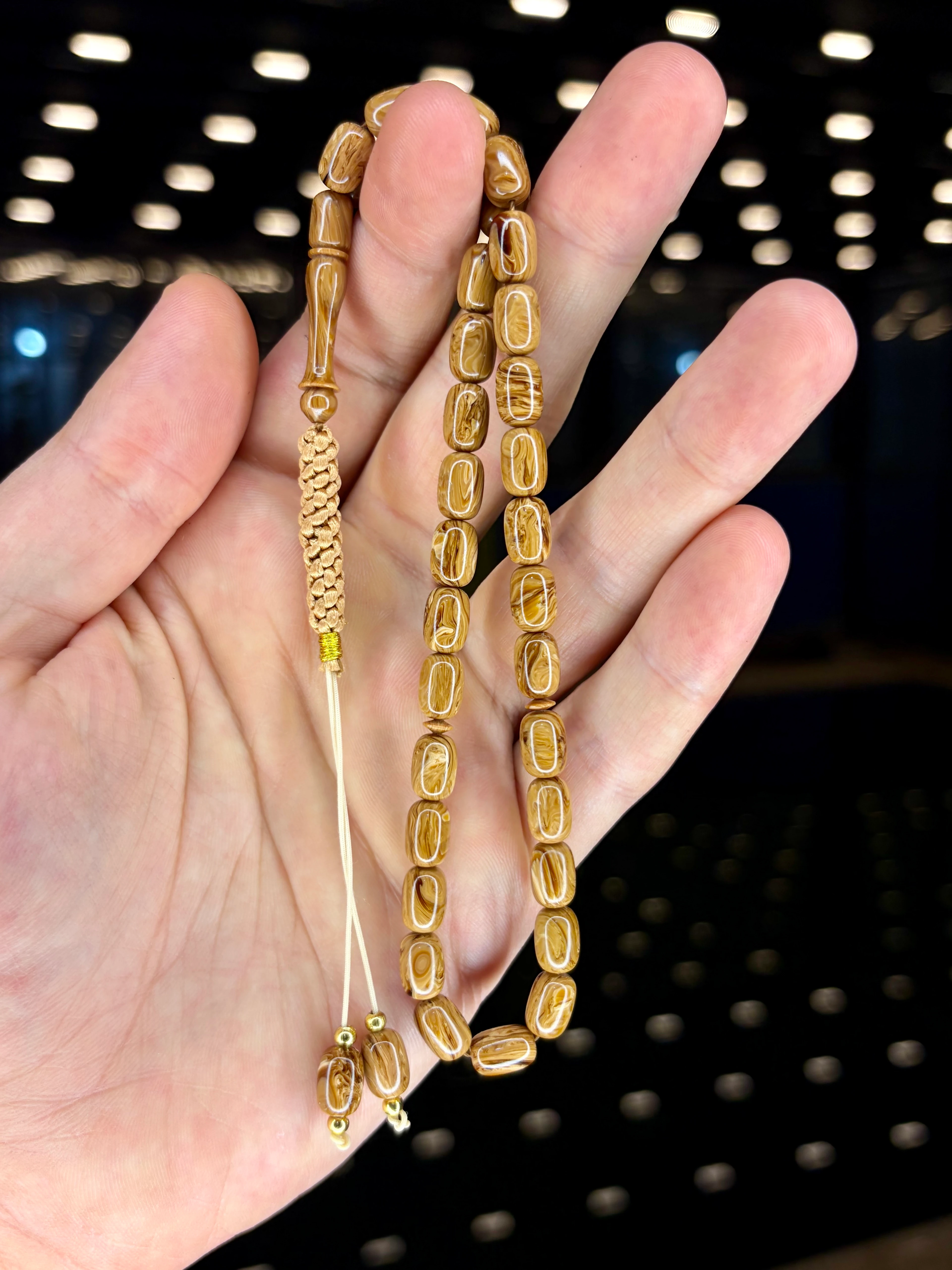 EL İŞÇİLİĞİ ÖRGÜLÜ KAPSÜL KESİM SIKMA KEHRİBAR TESBİH 