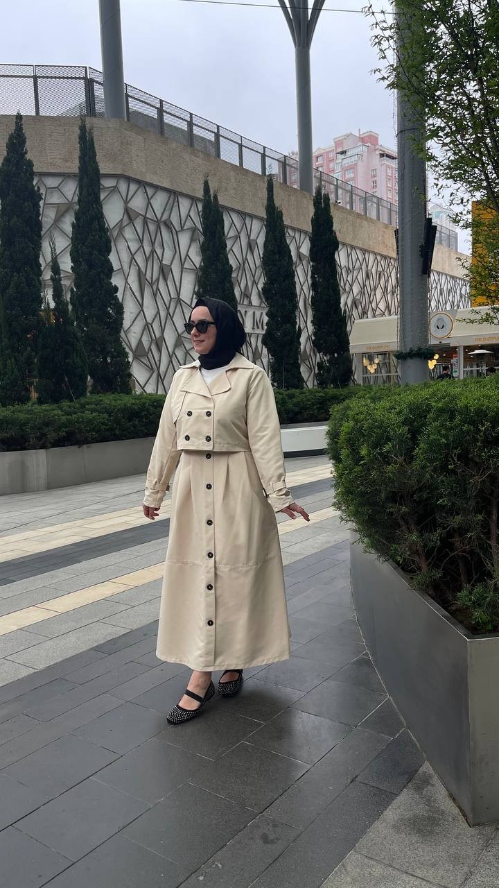 Özge Etekli İkili Trenç Takım - Krem