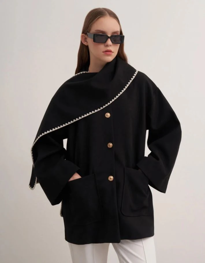 CEYDA Nakışlı Pelerinli Kaşe Kaban - Siyah