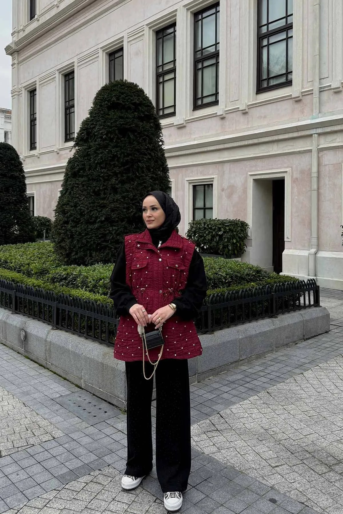 Clara Taşlı Kapitone Yelek 