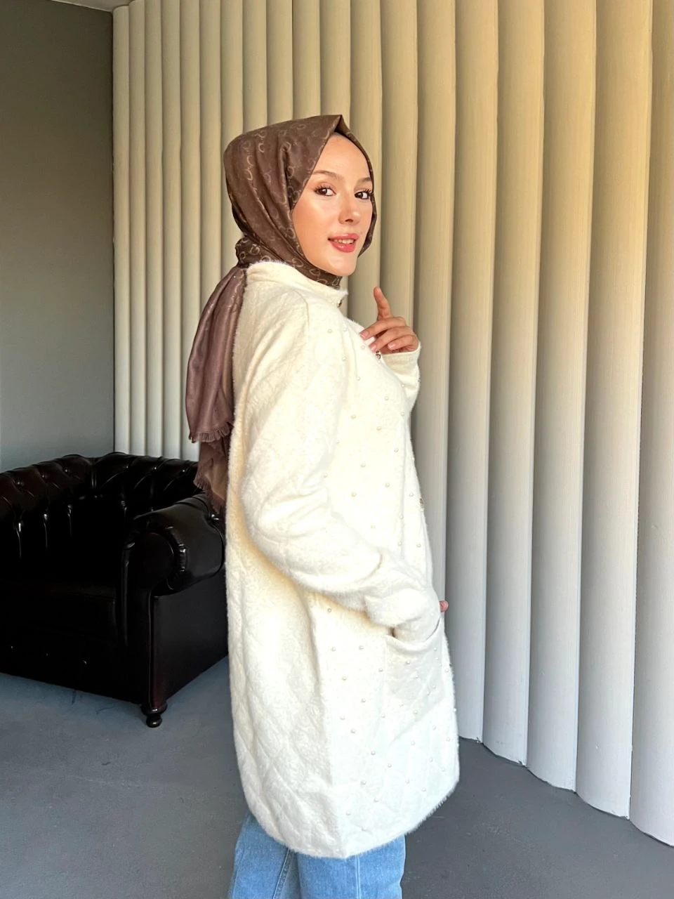 CAMELİ İnci Detaylı Düğmeli Triko Hırka