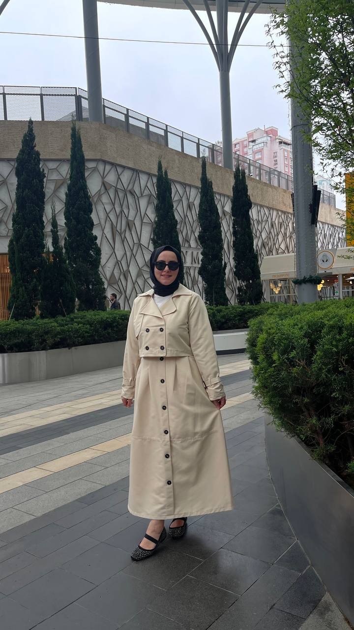 Özge Etekli İkili Trenç Takım