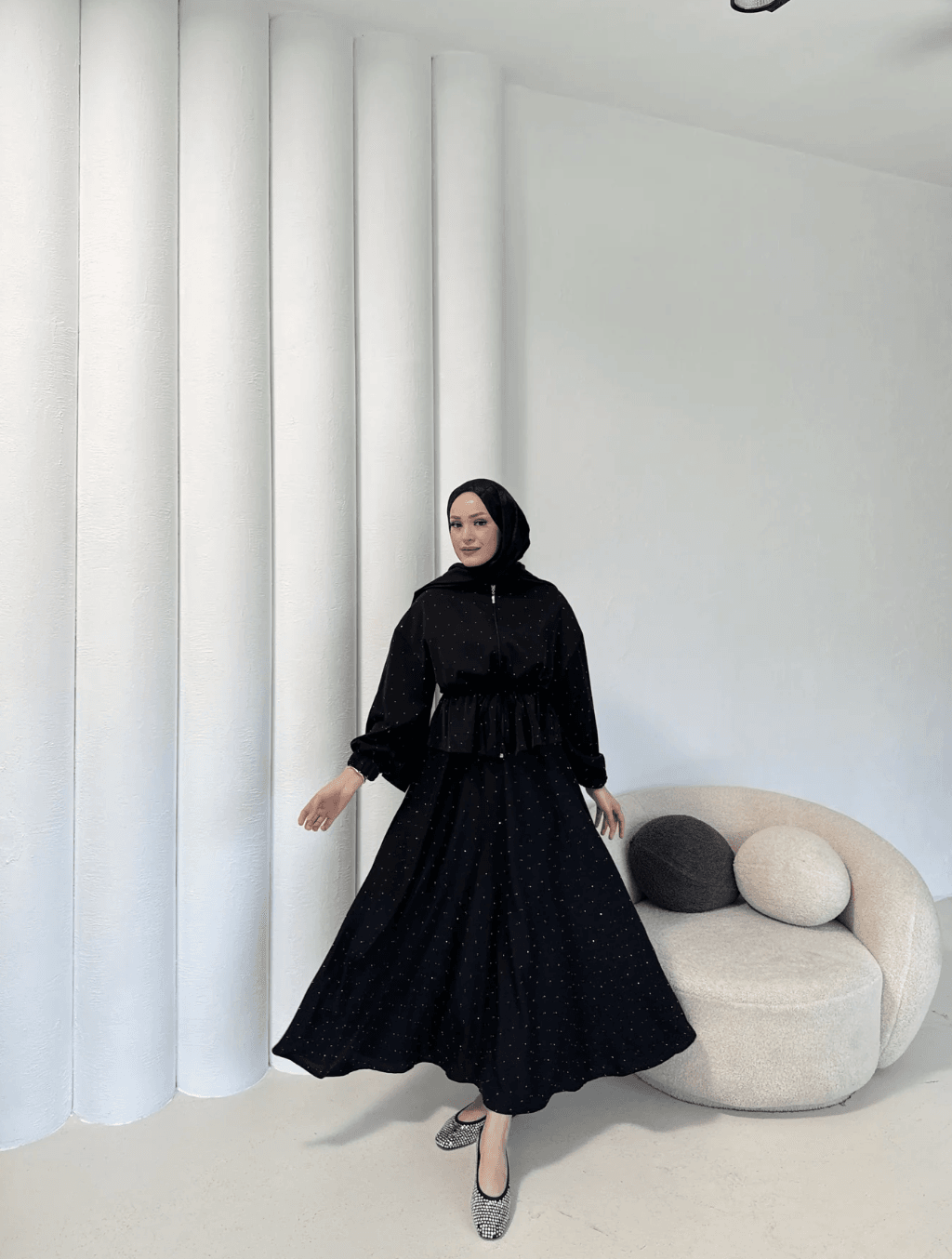 IŞIL Taşlı - Fermuarlı Dubai Krep Kumaş Etekli İkili Takım - Siyah