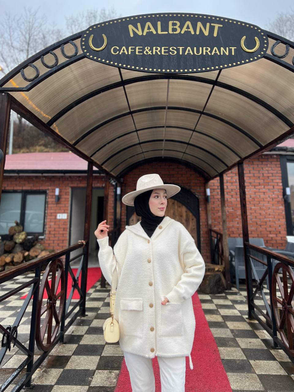 Mina Angora Premium Kapüşonlu Hırka