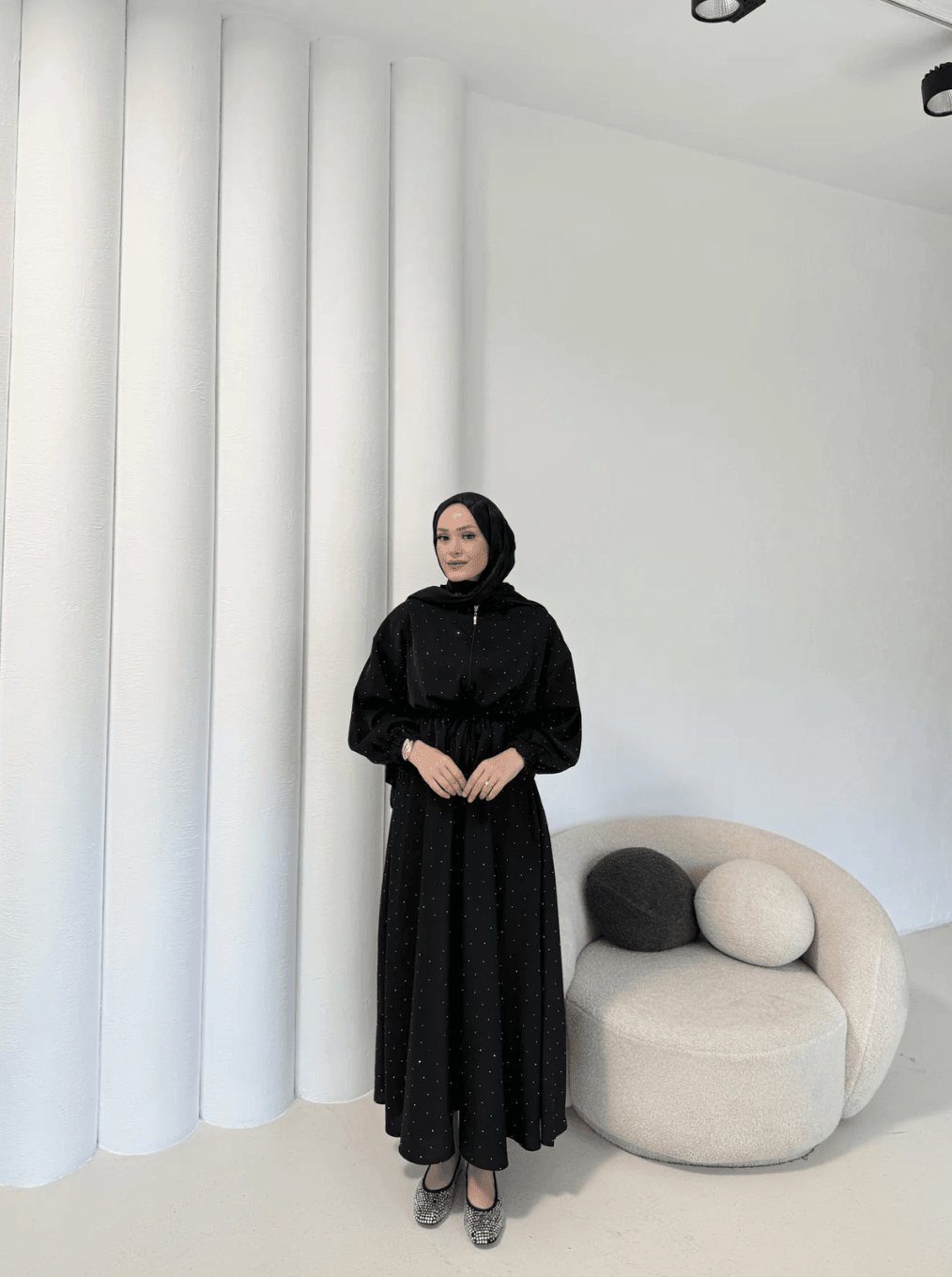IŞIL Taşlı - Fermuarlı Dubai Krep Kumaş Etekli İkili Takım