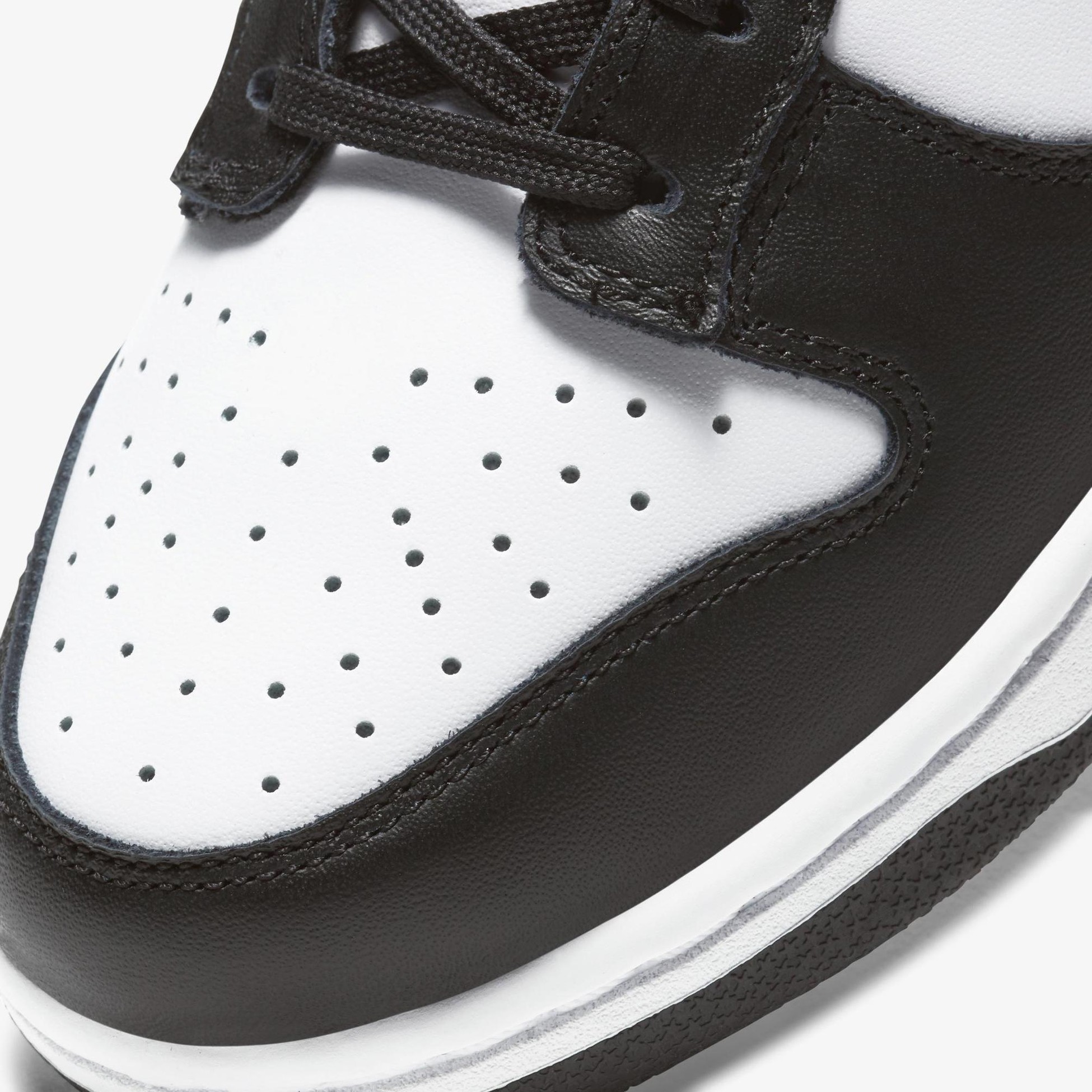 Dunk Low Retro