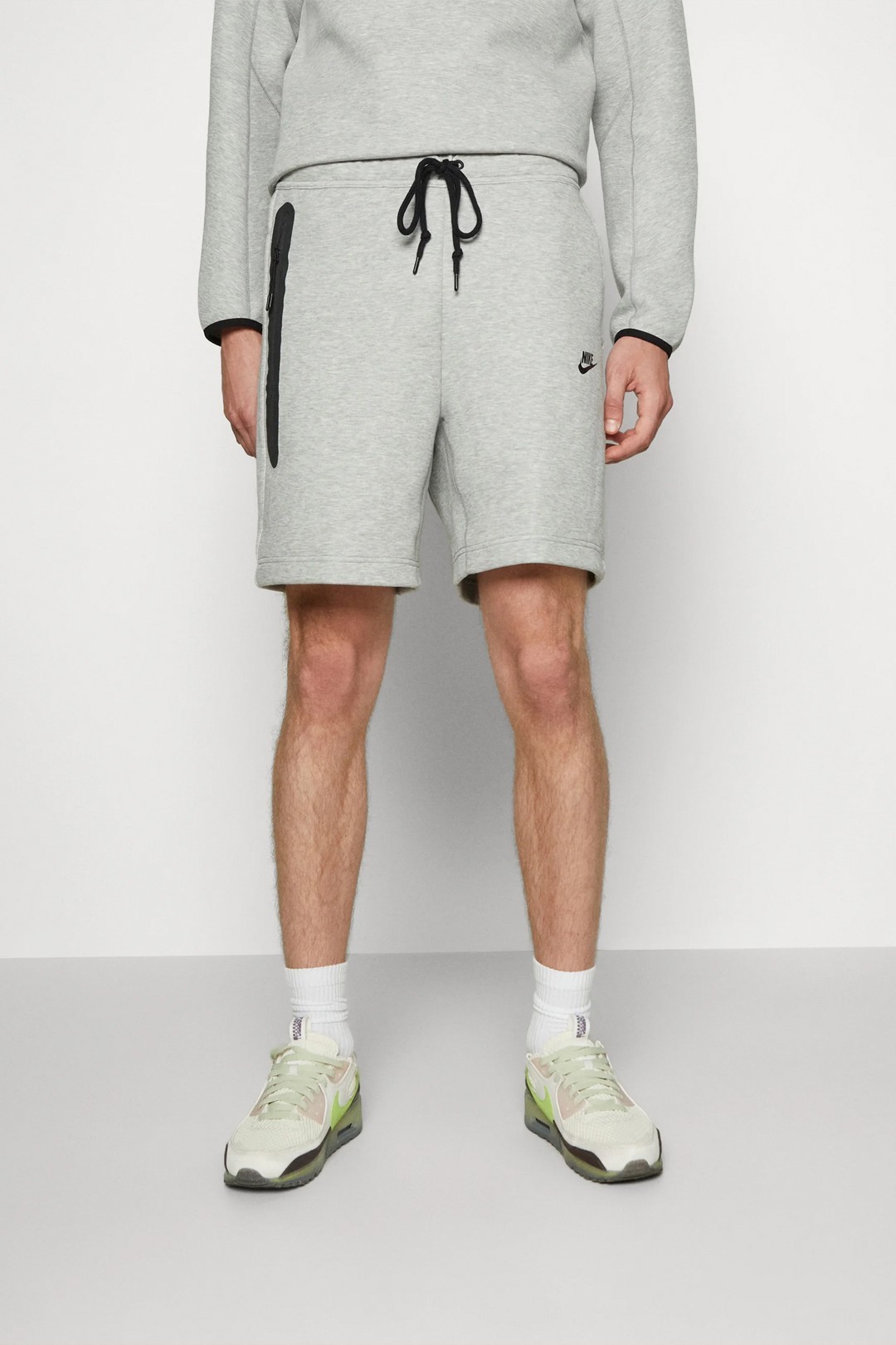 Yeni Tech Fleece Şort - Gri