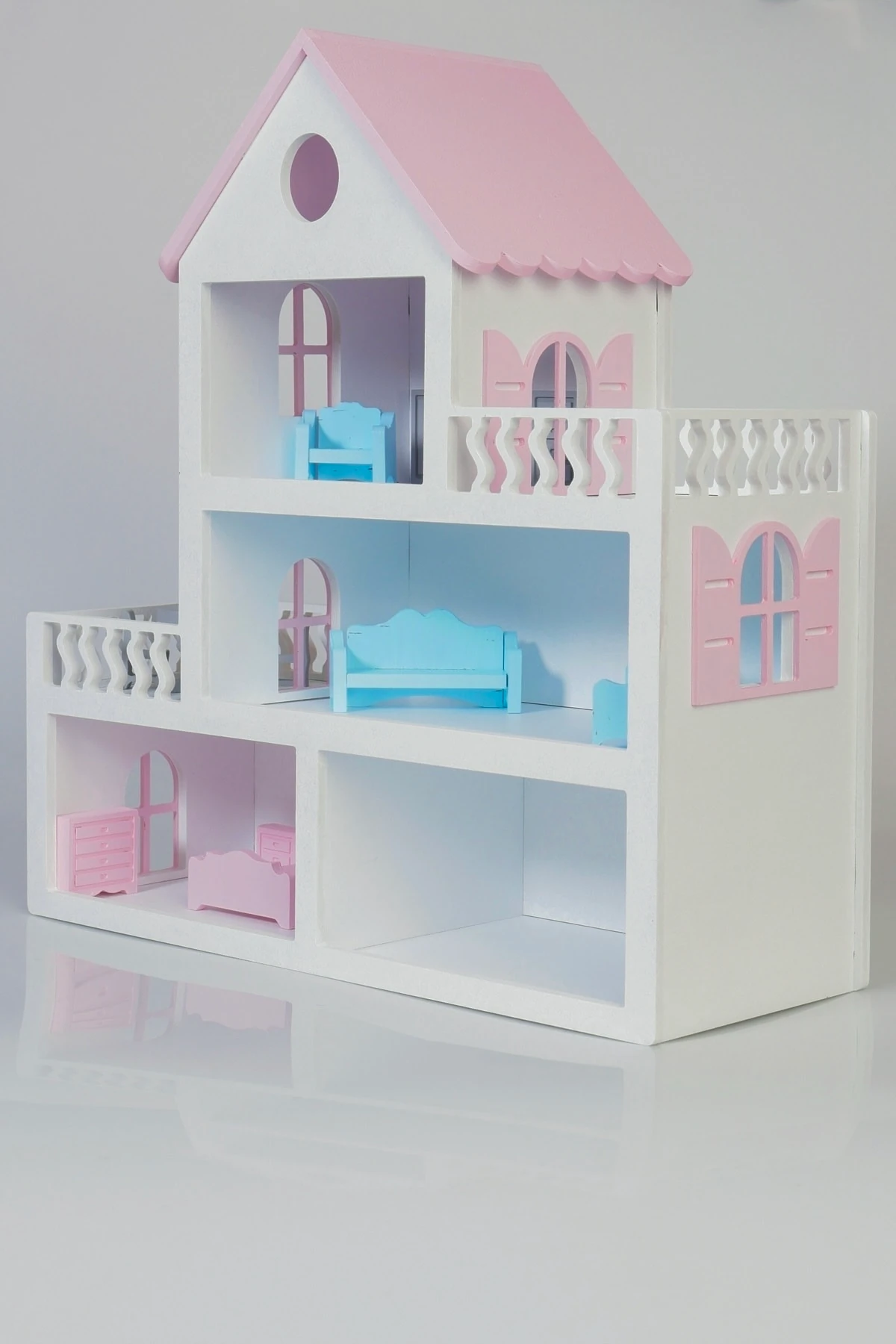 Boyalı Ahşap Barbie Bebek Evi Oyuncak (15 Adet Mobilya Hediyeli)