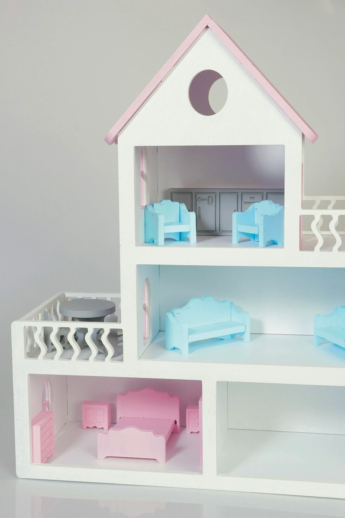 Boyalı Ahşap Barbie Bebek Evi Oyuncak (15 Adet Mobilya Hediyeli)