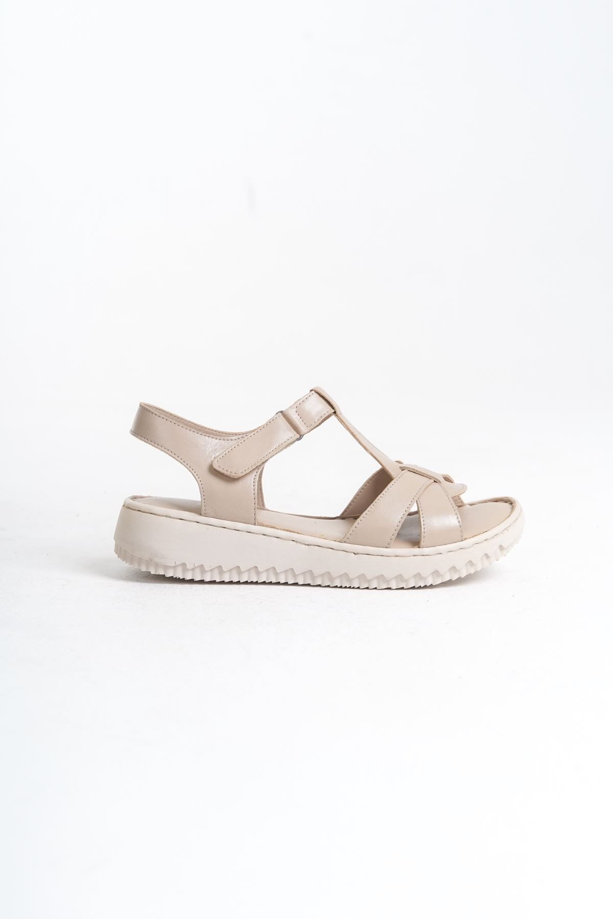 HAKİKİ DERİ ANATOMİK TABAN COMFORT KADIN SANDALET TMD202414