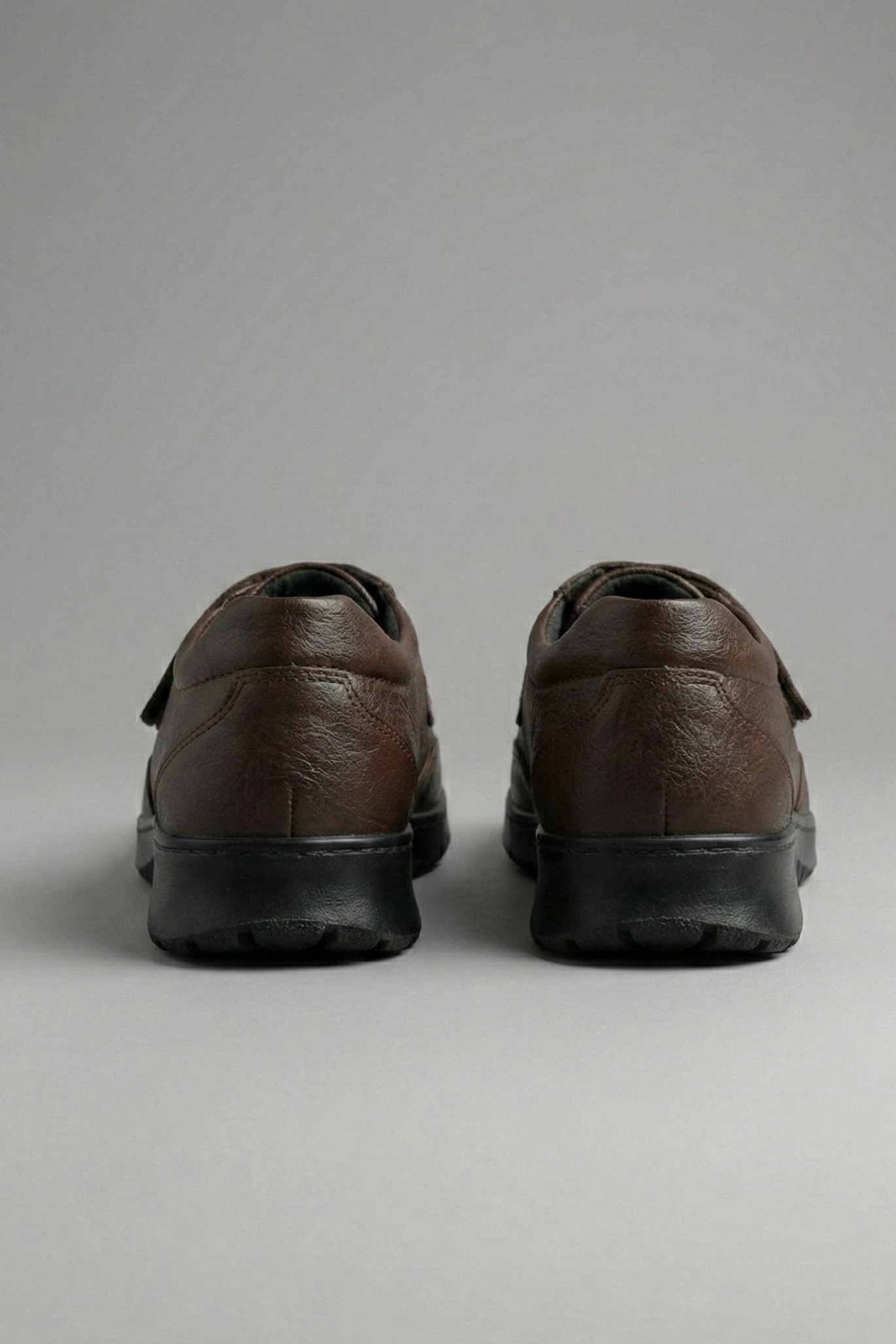 HAKİKİ DERİ ORTOPEDİK TABAN TOPUK DİKENE UYGUN GÜNLÜK RAHAT KADIN AYAKKABI TMD202525