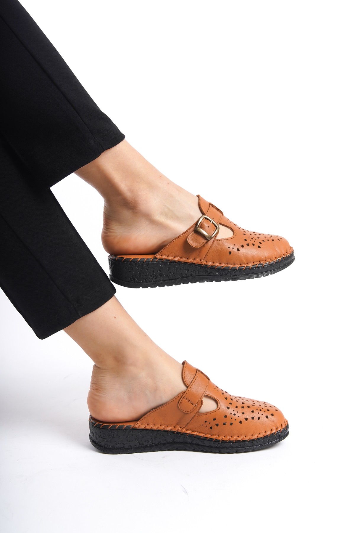 HAKİKİ DERİ ORTOPEDİK COMFORT SABO KADIN TERLİK