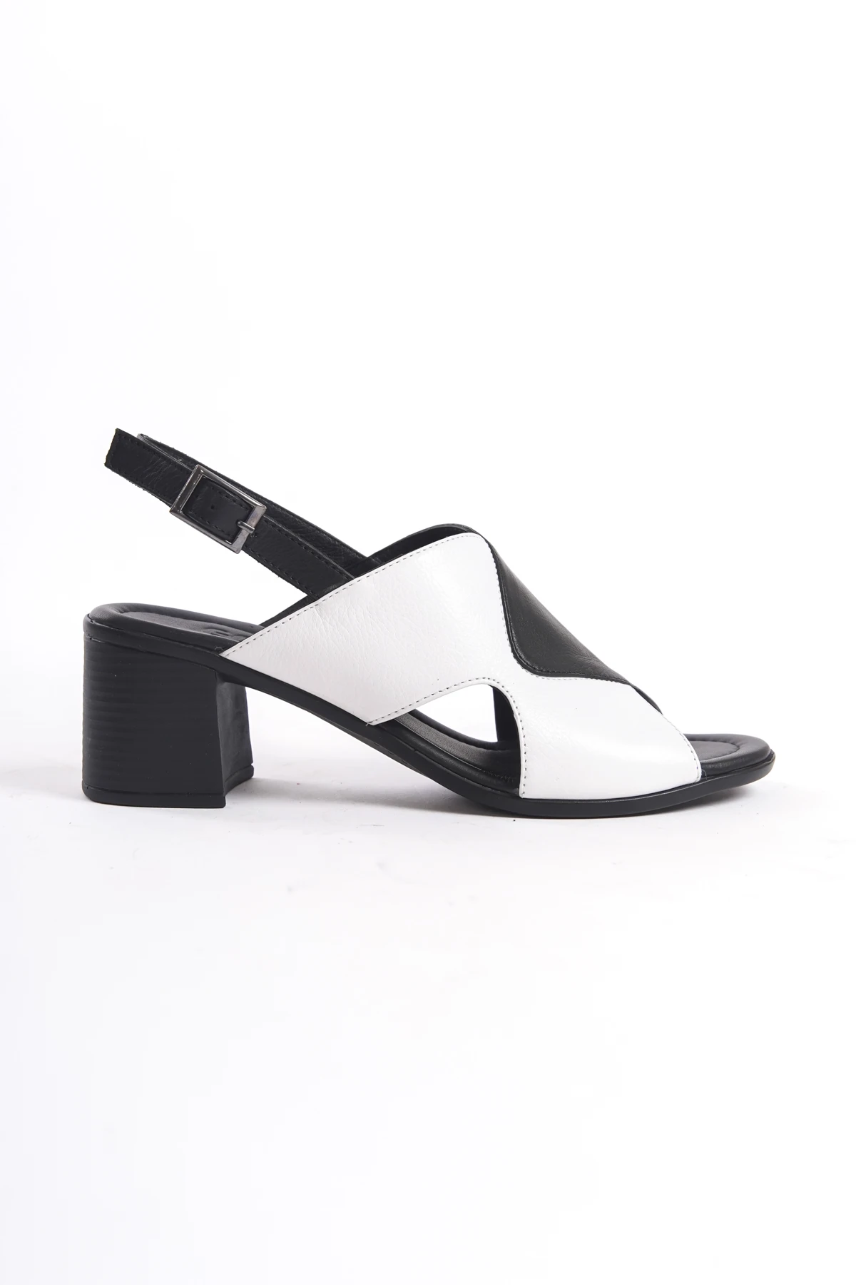 HAKİKİ DERİ GARNİLİ 5 CM KALIN TOPUKLU KADIN AYAKKABI TD001